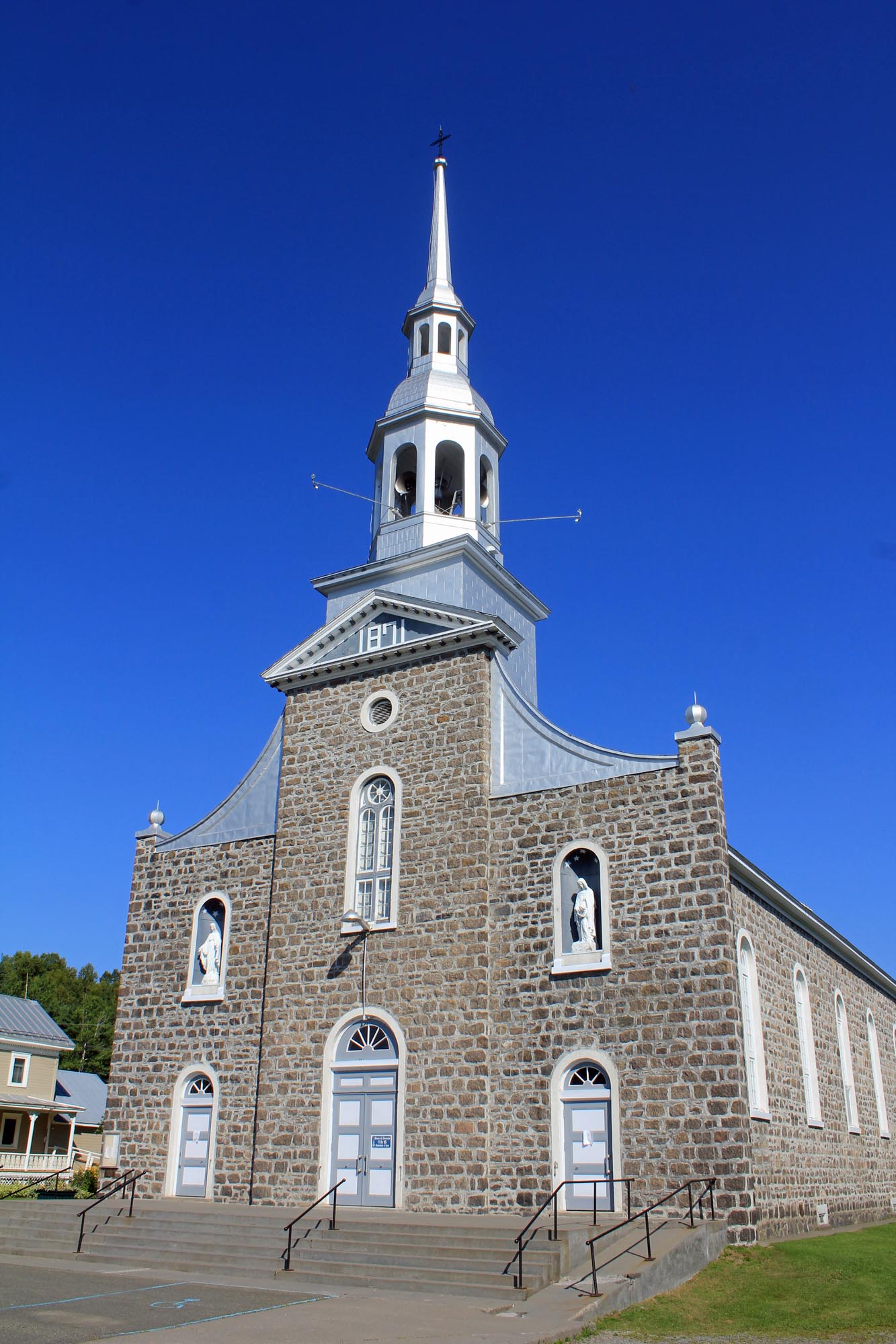 Saint-Alexis-des-Monts, église