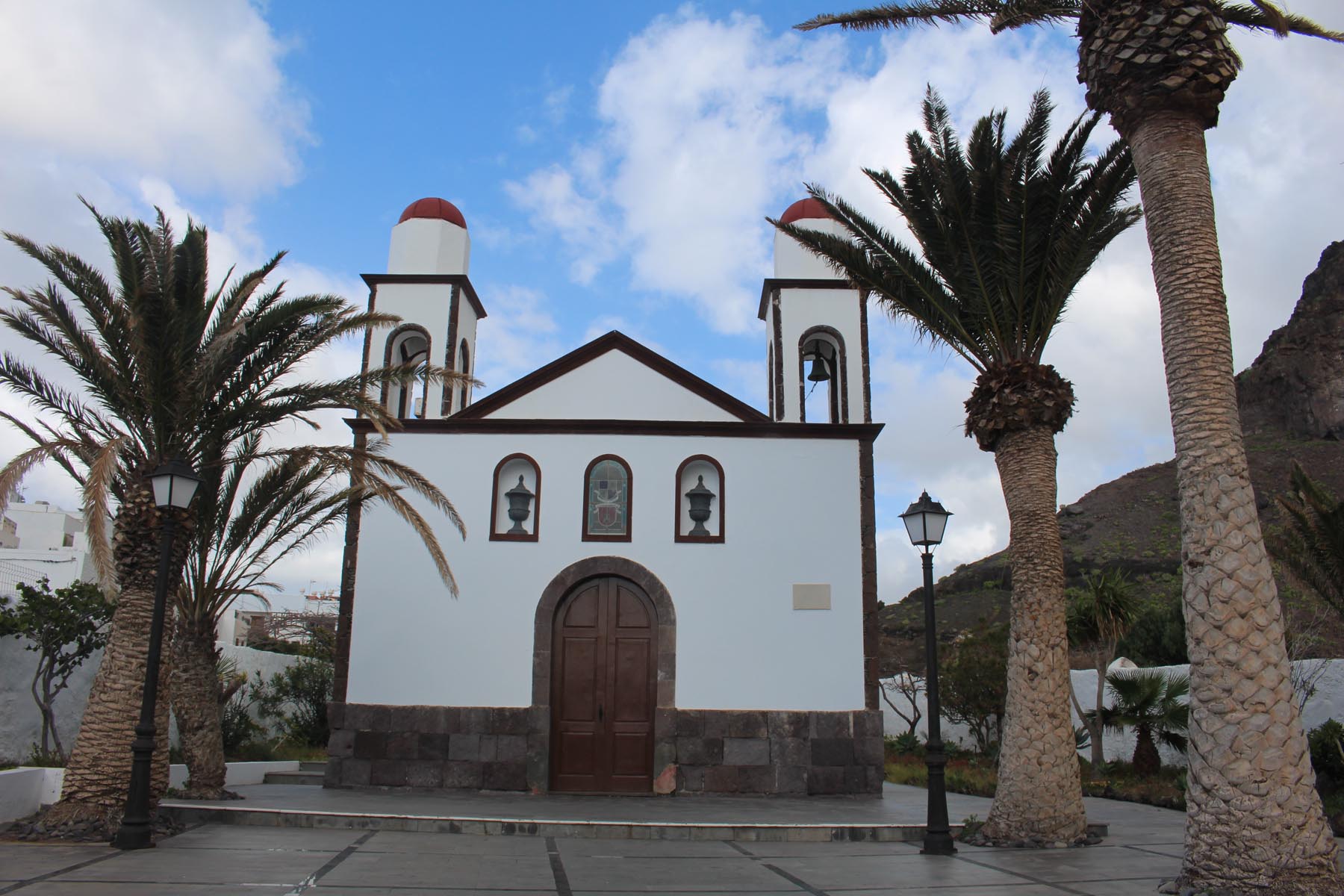 Puerto de las Nieves, église