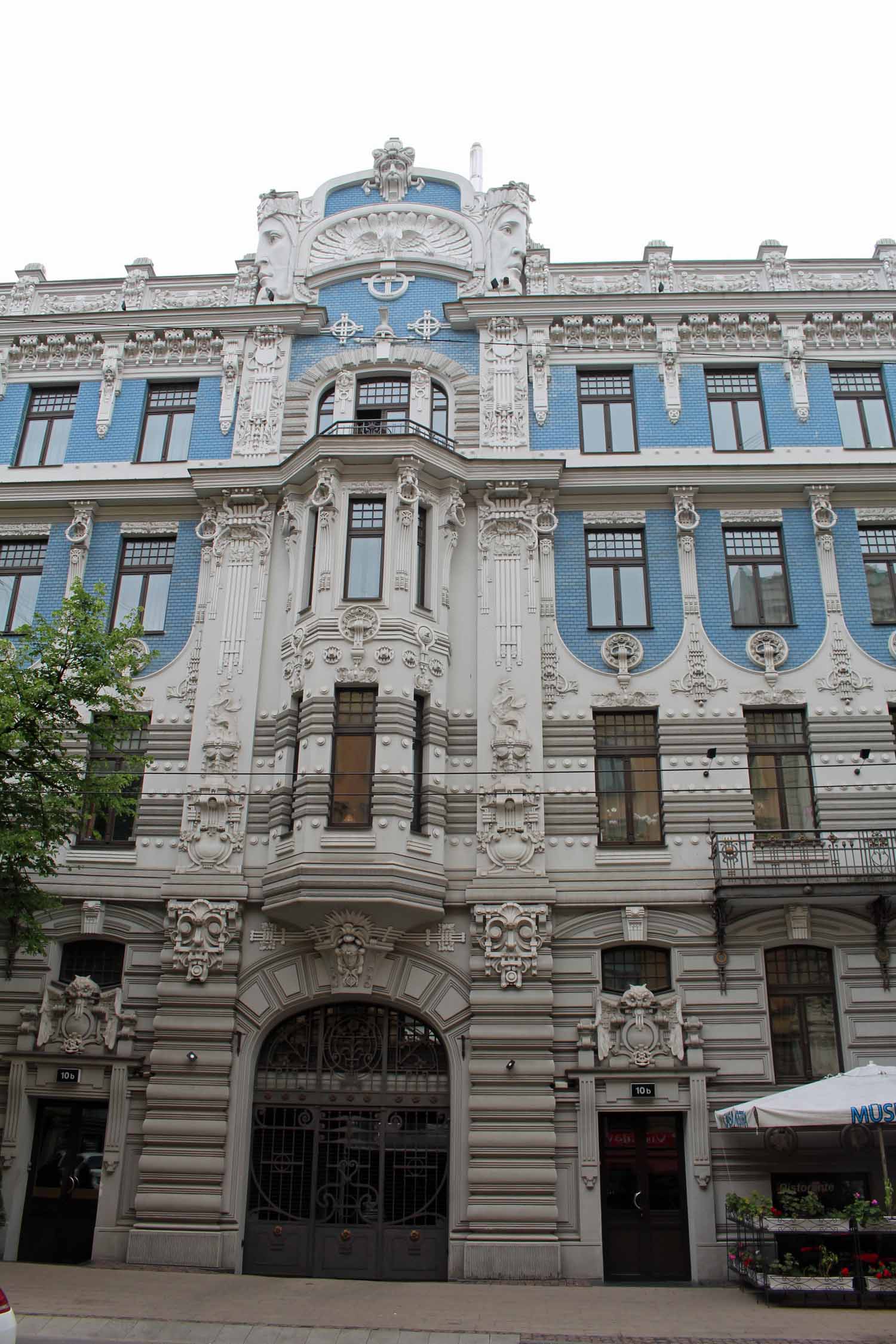 Riga, bel immeuble, Art Nouveau, bleu