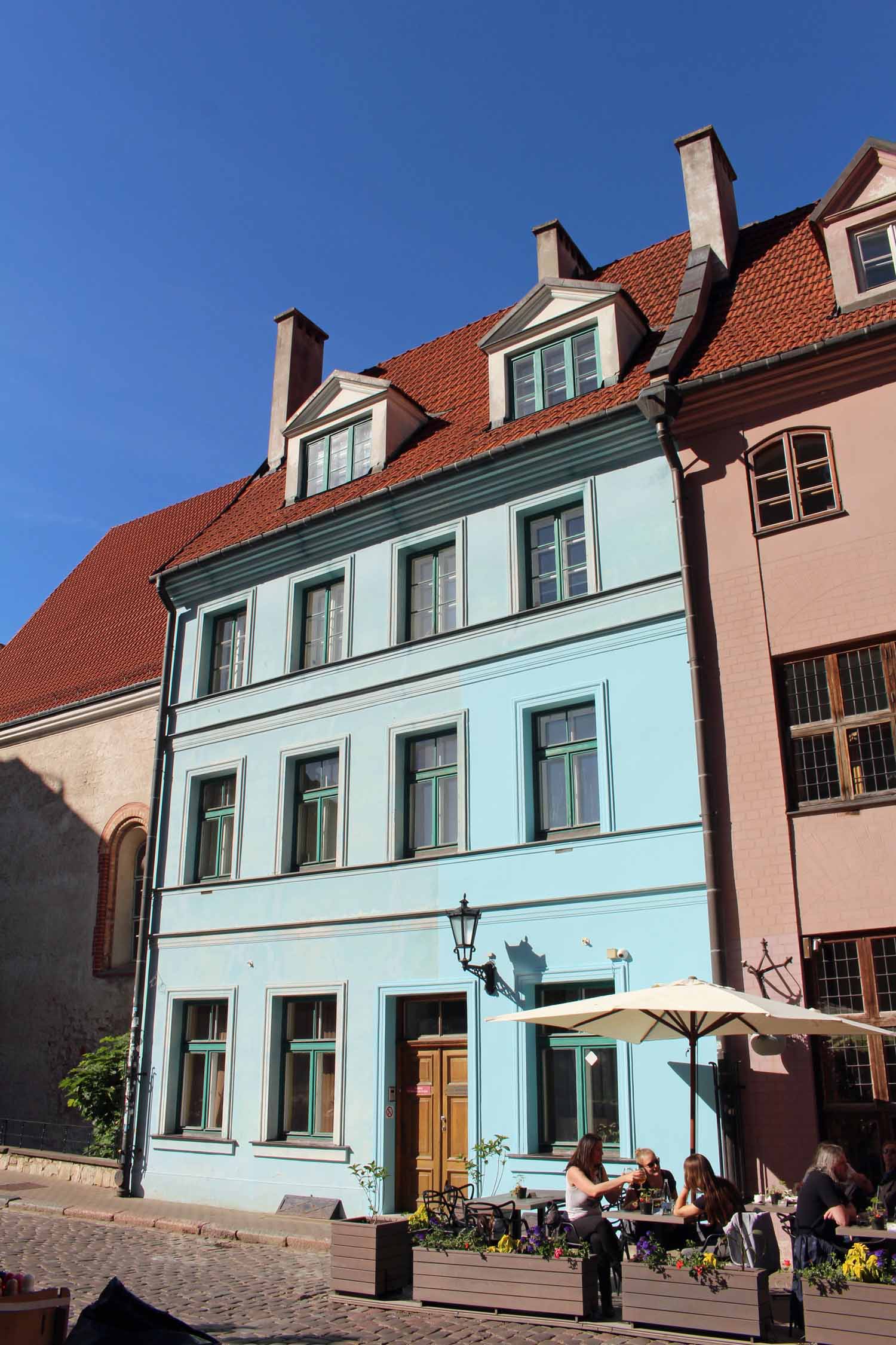 Riga, façade bleue, Skamu iela