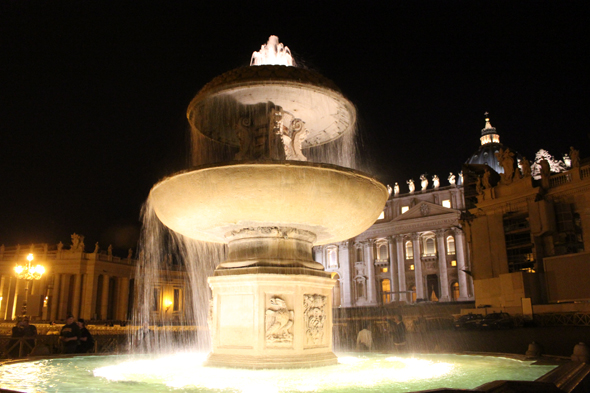 Fontaine Carlo Maderno, nuit