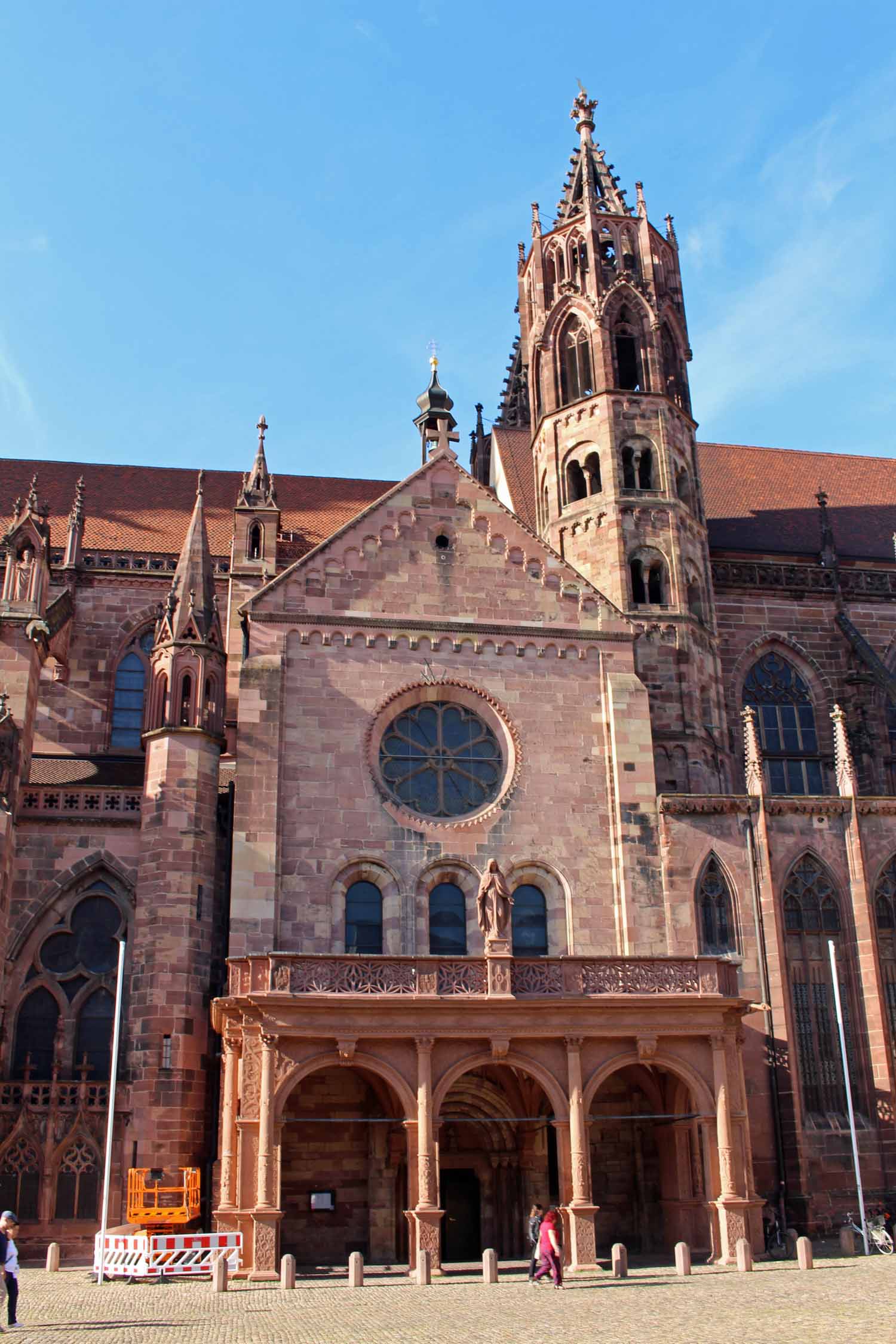 La belle cathédrale de Fribourg-en-Brigsau