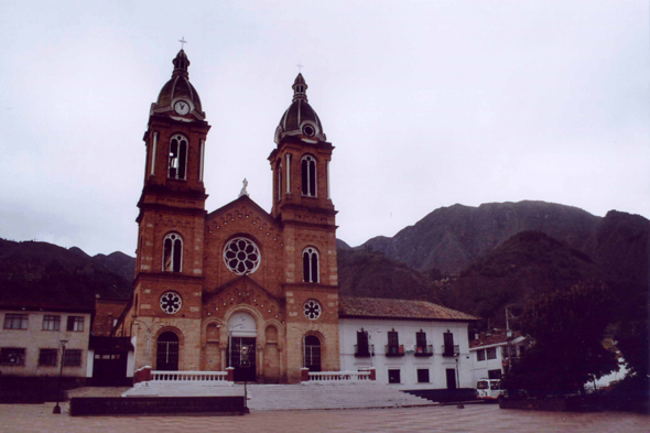 Eglise de Sesquilé