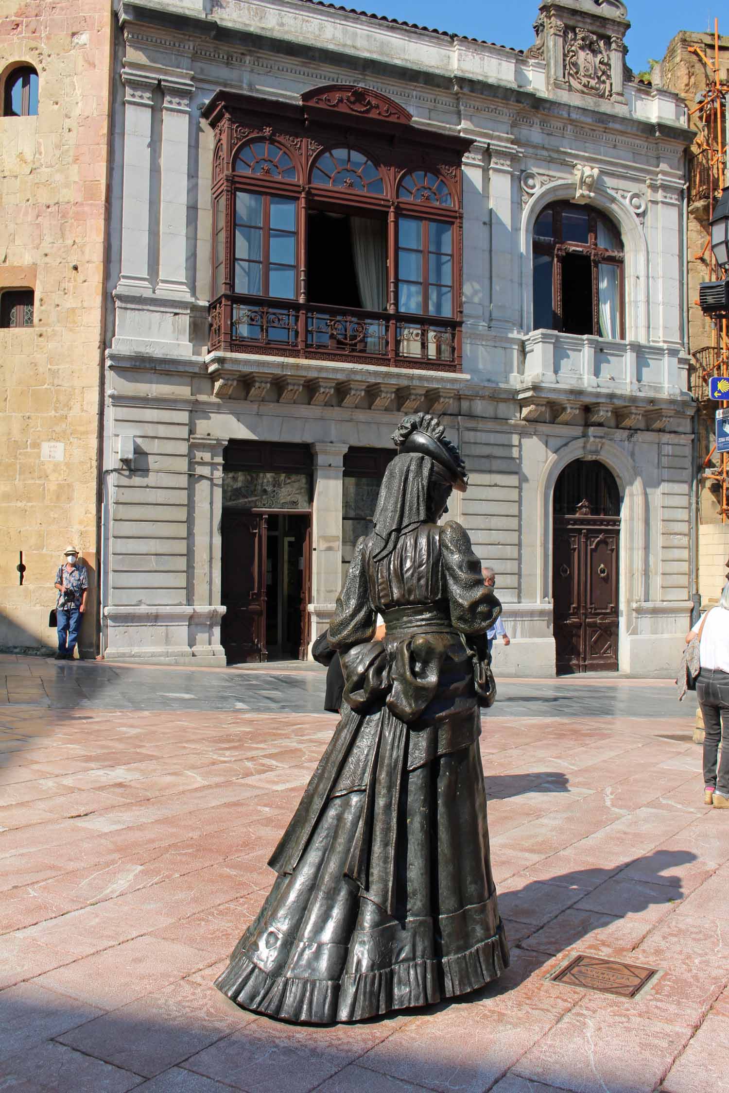 Oviedo, sculpture de la Regenta