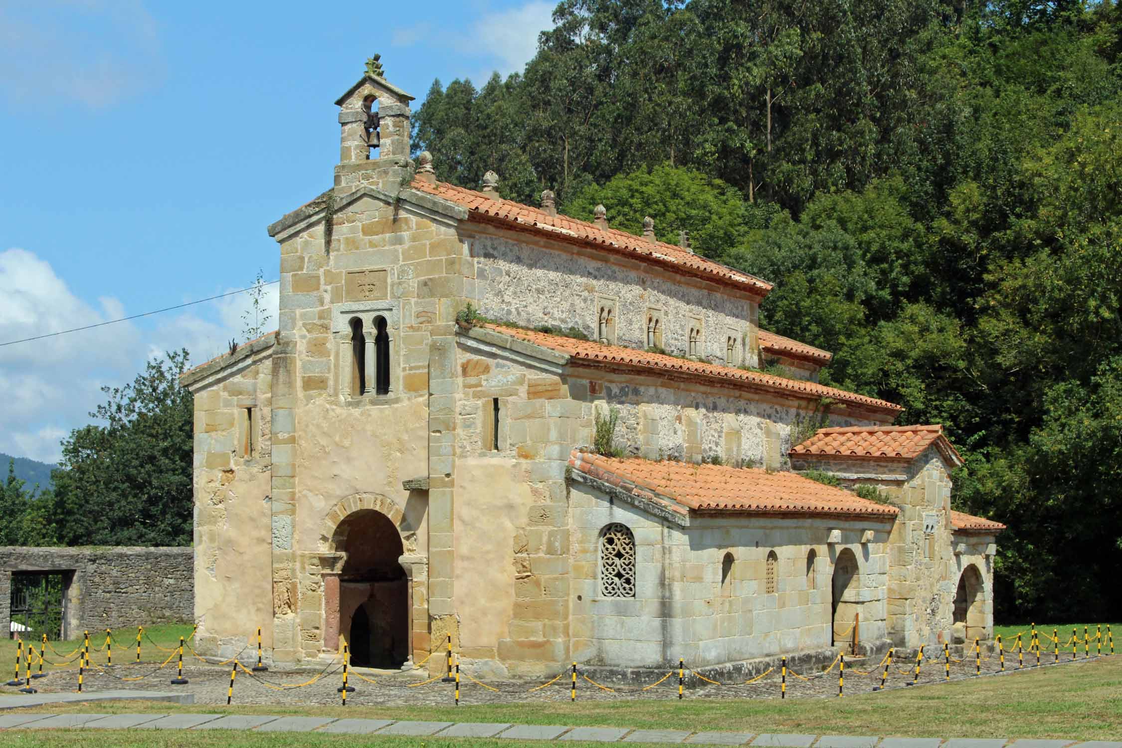 Asturies, église San Salvador de Valdedios
