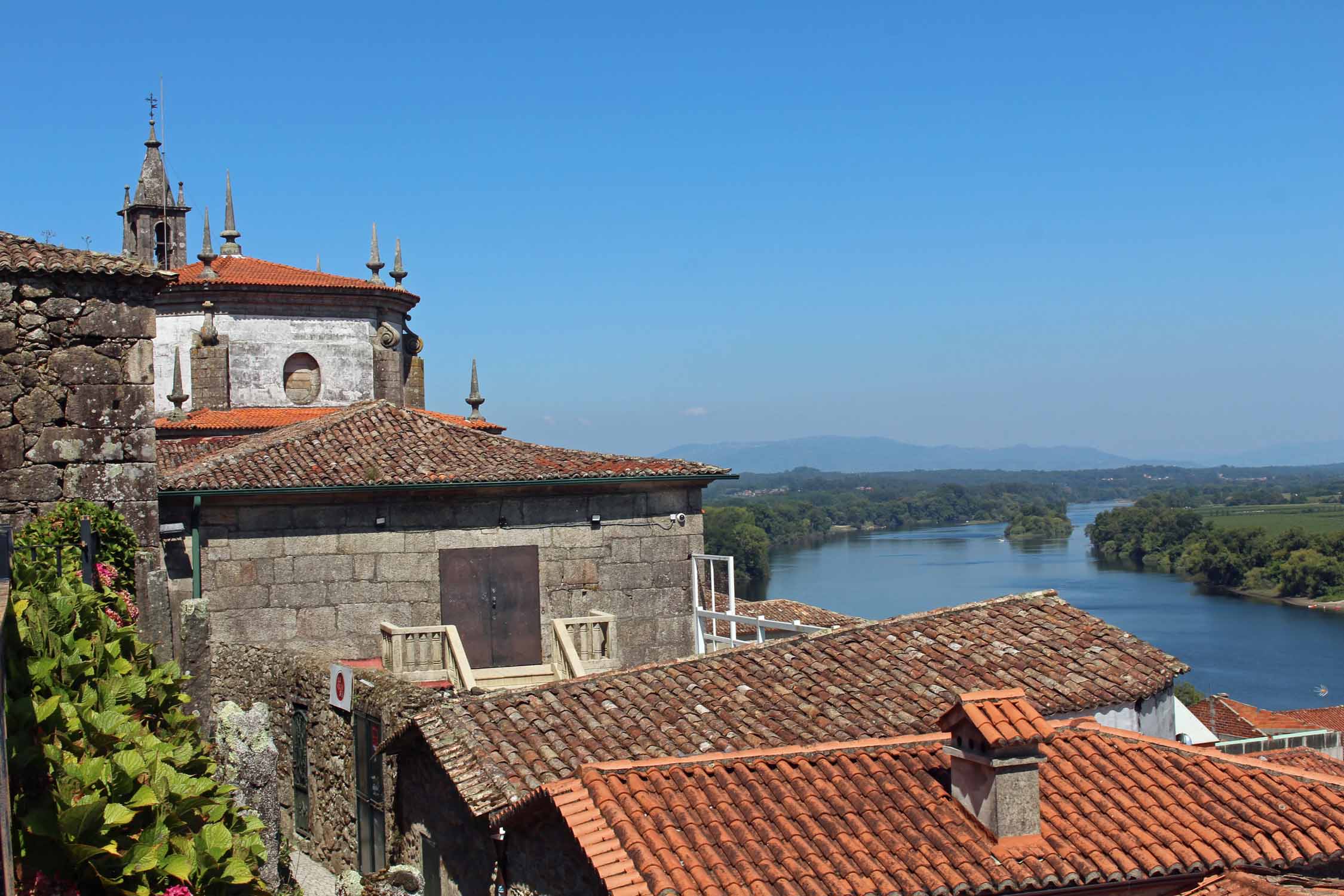 Galice, Tui, cathédrale Santa Maria, rio Miño