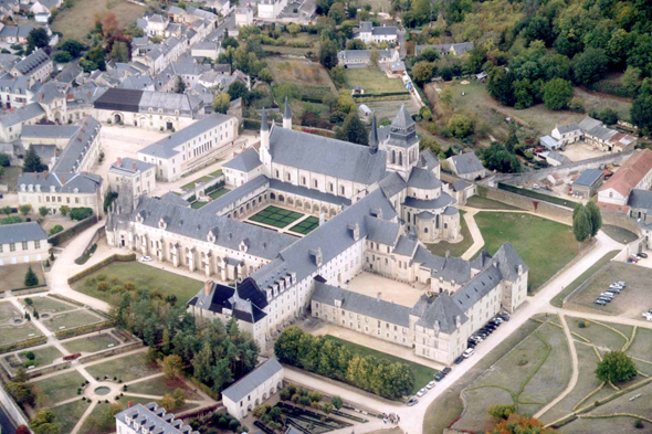 Fontrevaud, abbaye
