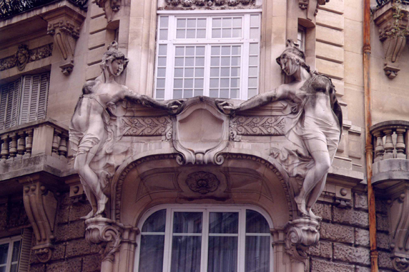 Paris, façade