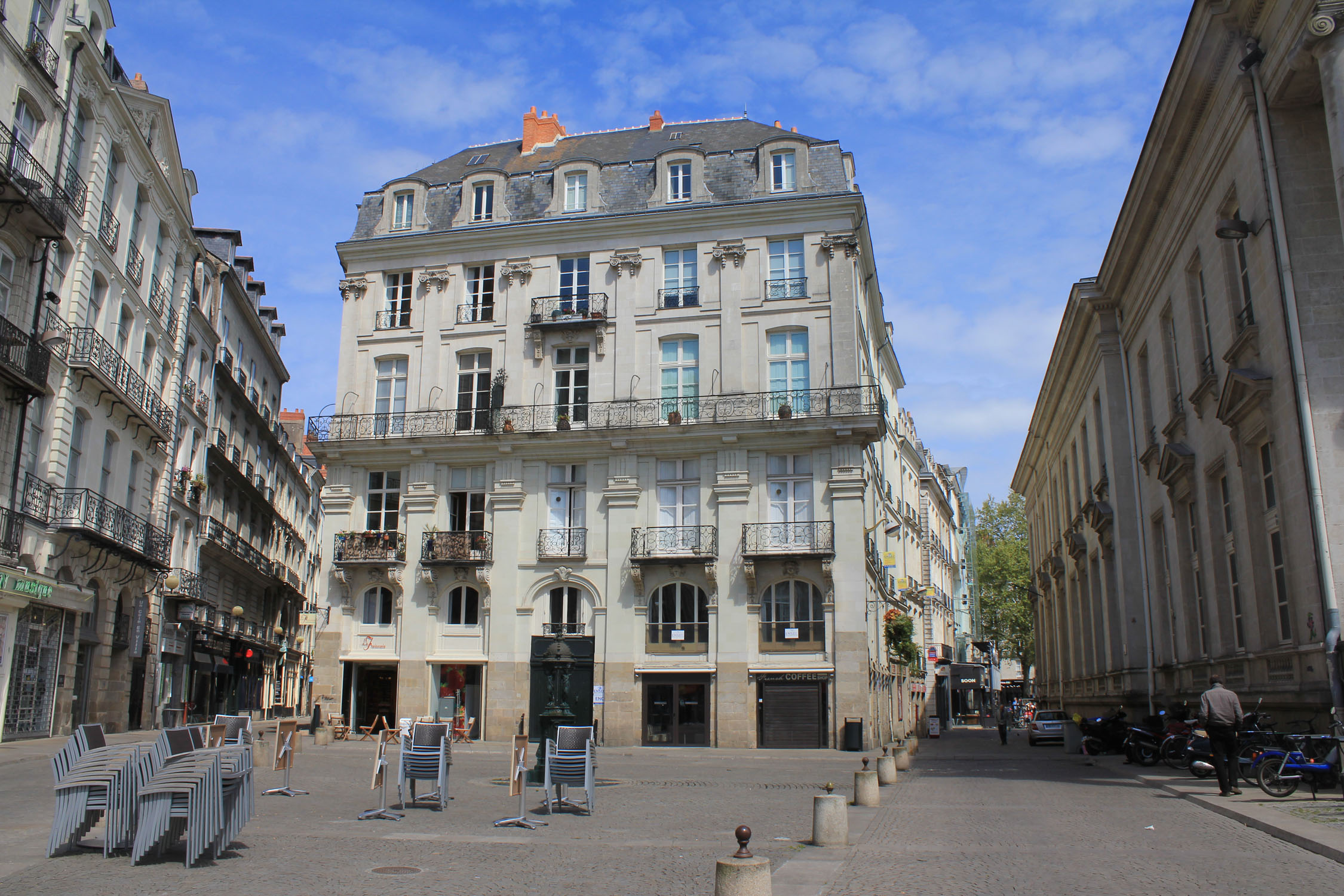 Nantes, place de la Bourse