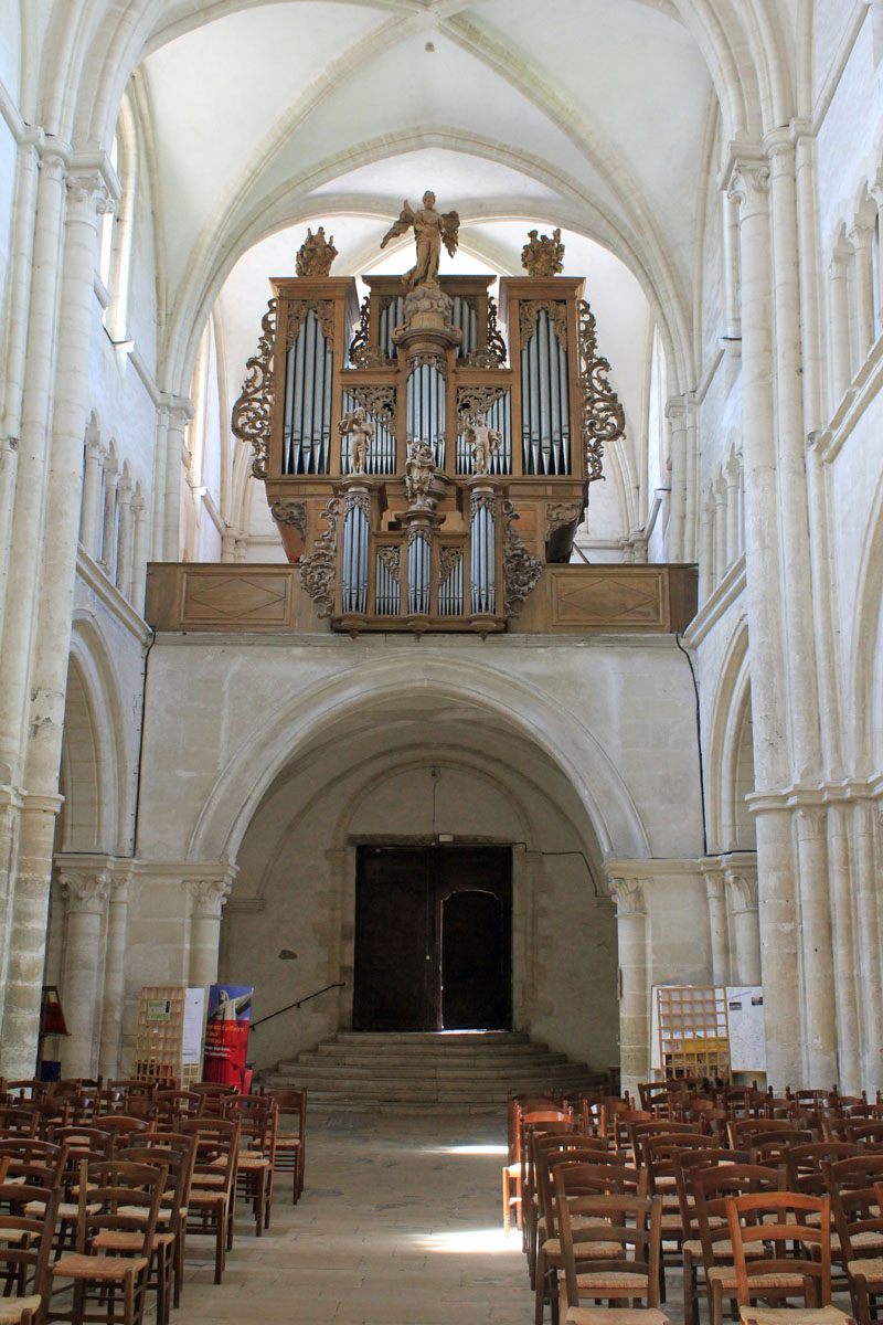 Bar-sur-Aube, église St-Pierre, orgue