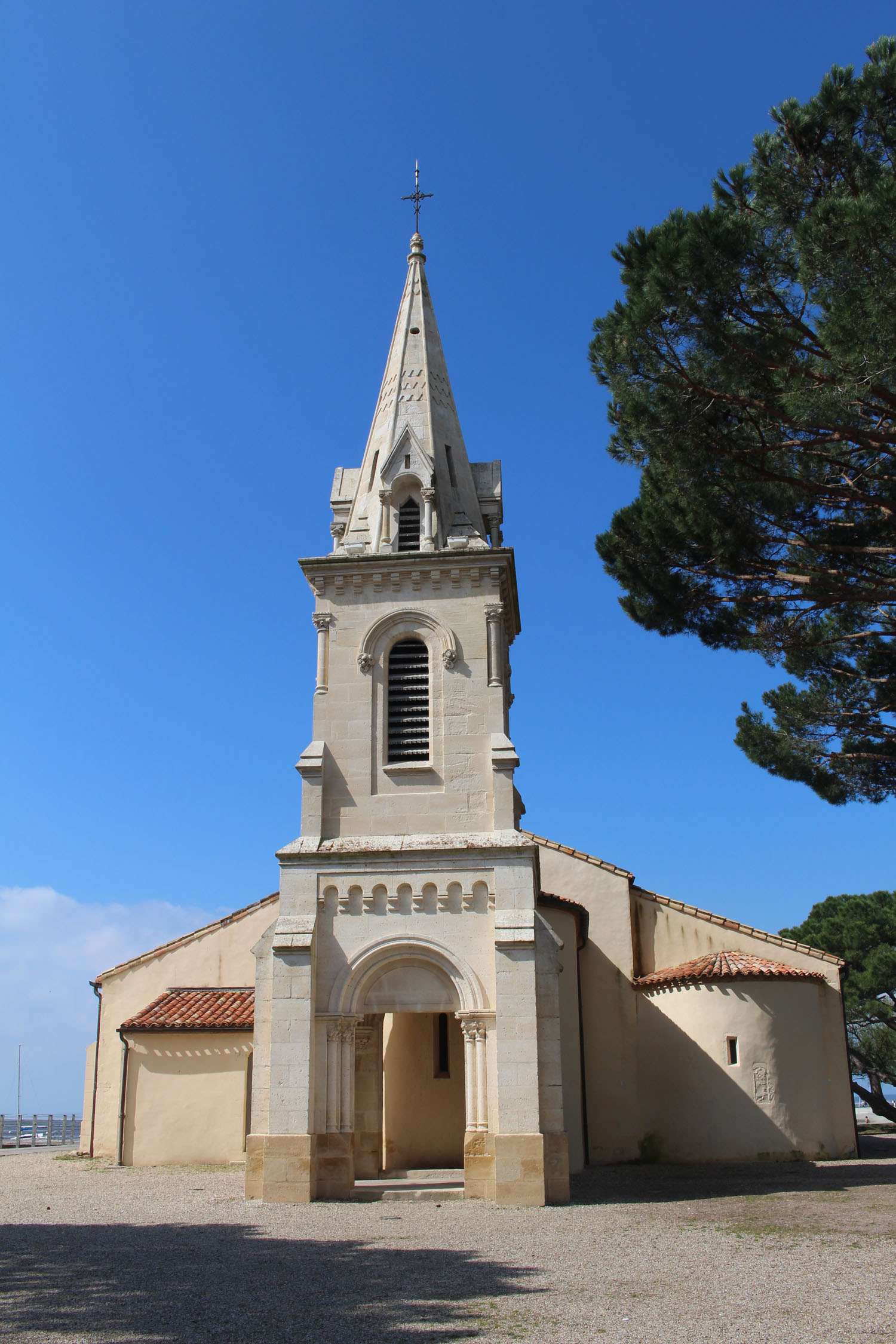 Andernos-les-Bains, église