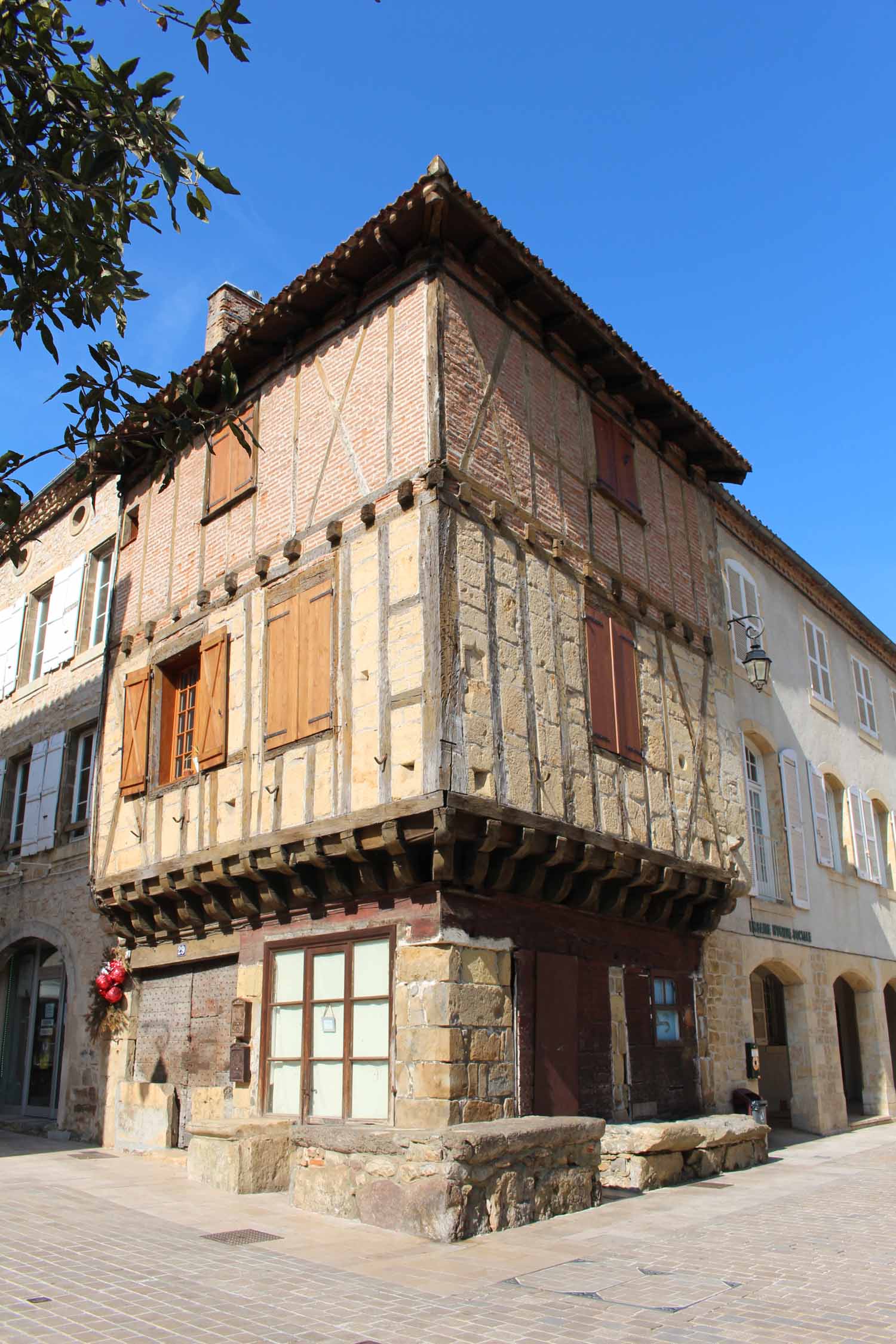 Saint-Céré, maison, pans de bois