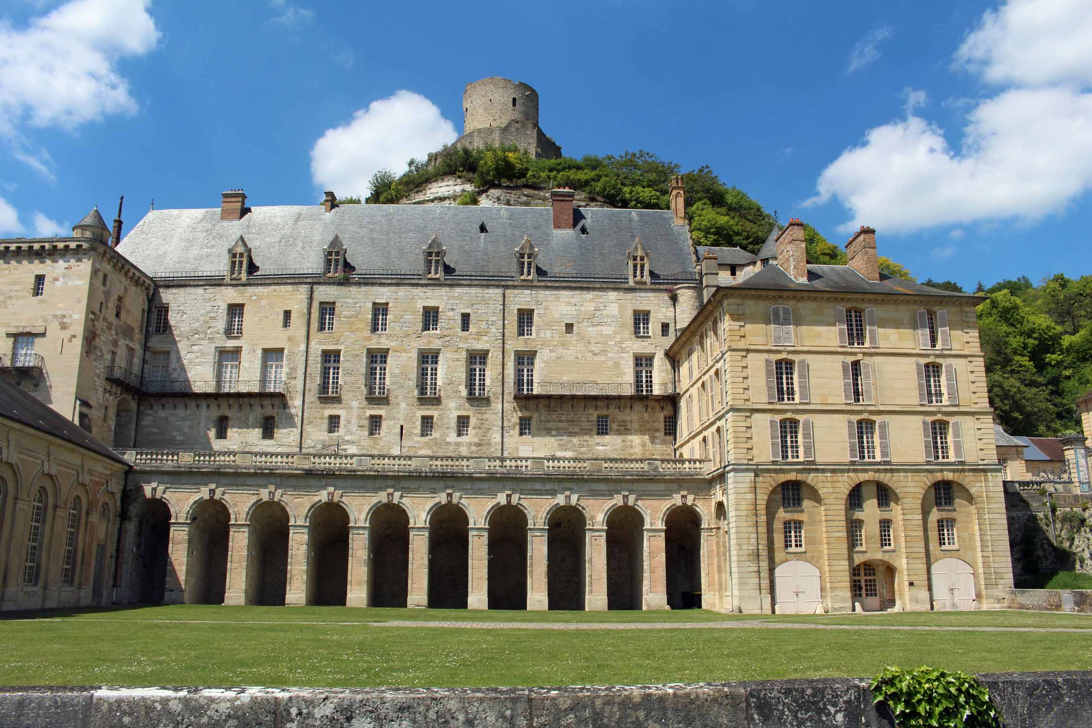 La Roche-Guyon, château