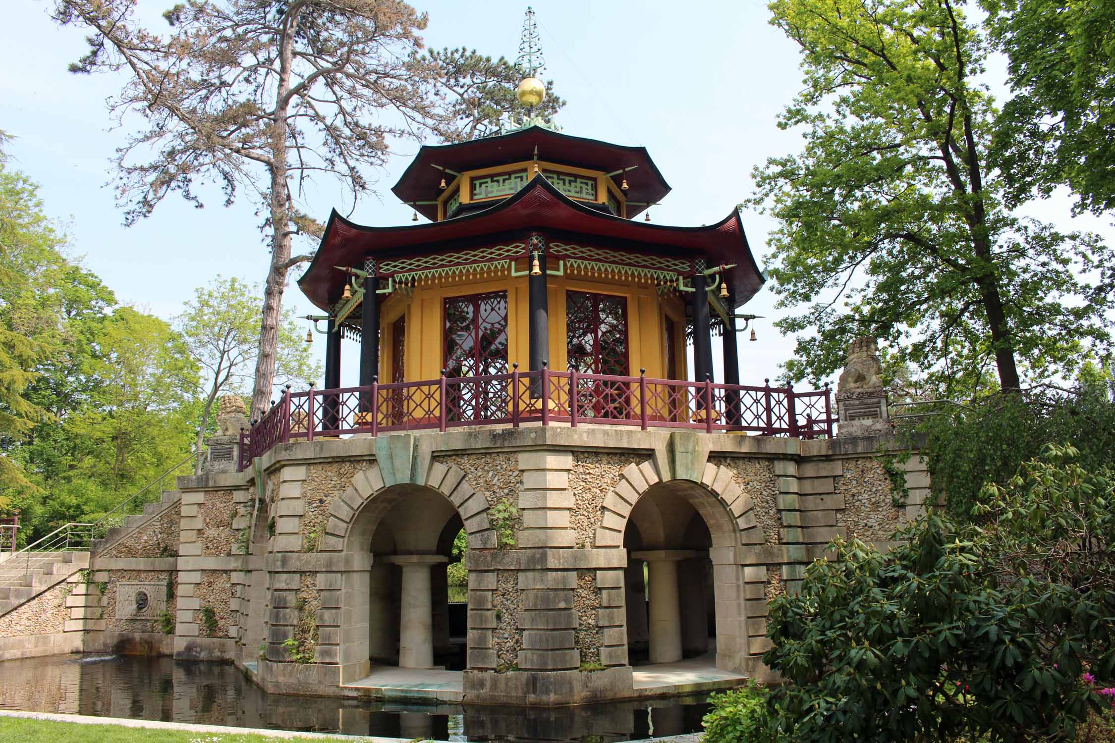 L'Isle-Adam, pavillon chinois de Cassan