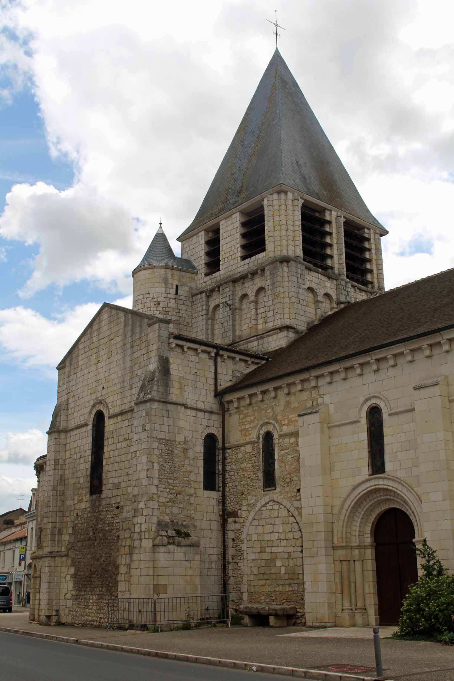 Chauvigny, église Notre-Dame