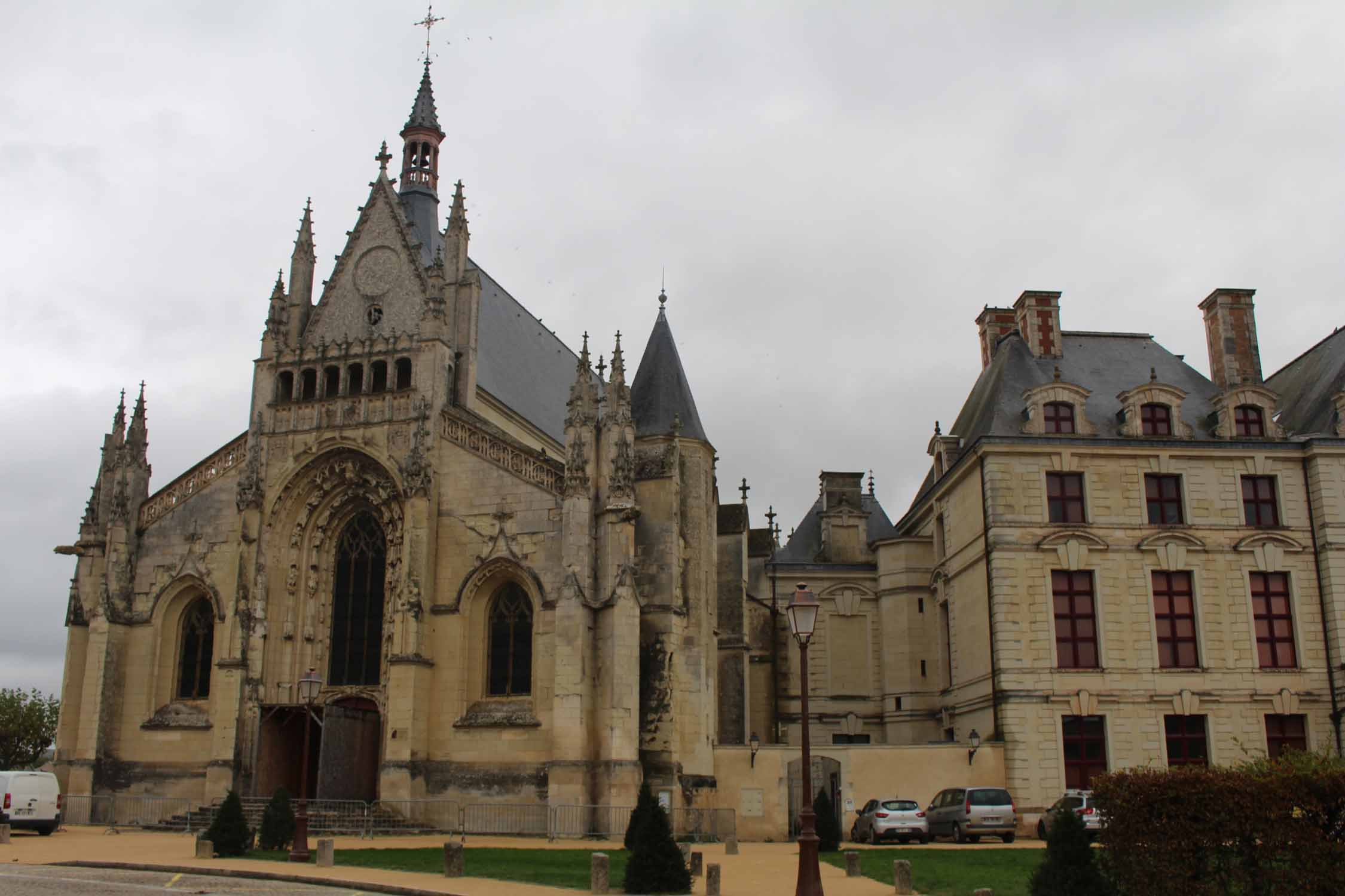 Thouars, collégiale Notre-Dame du château