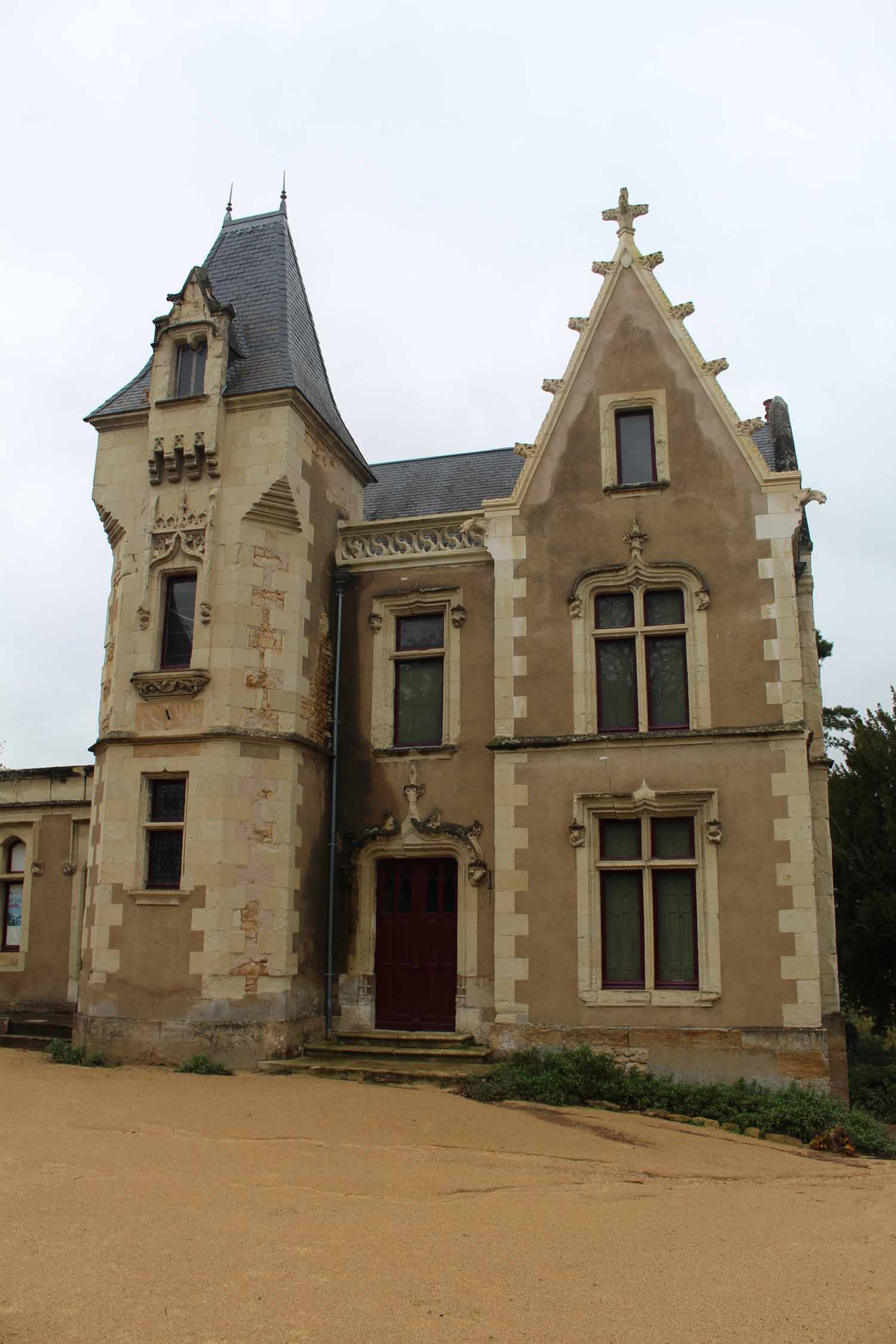 Thouars, bâtiment musée Henri Barré
