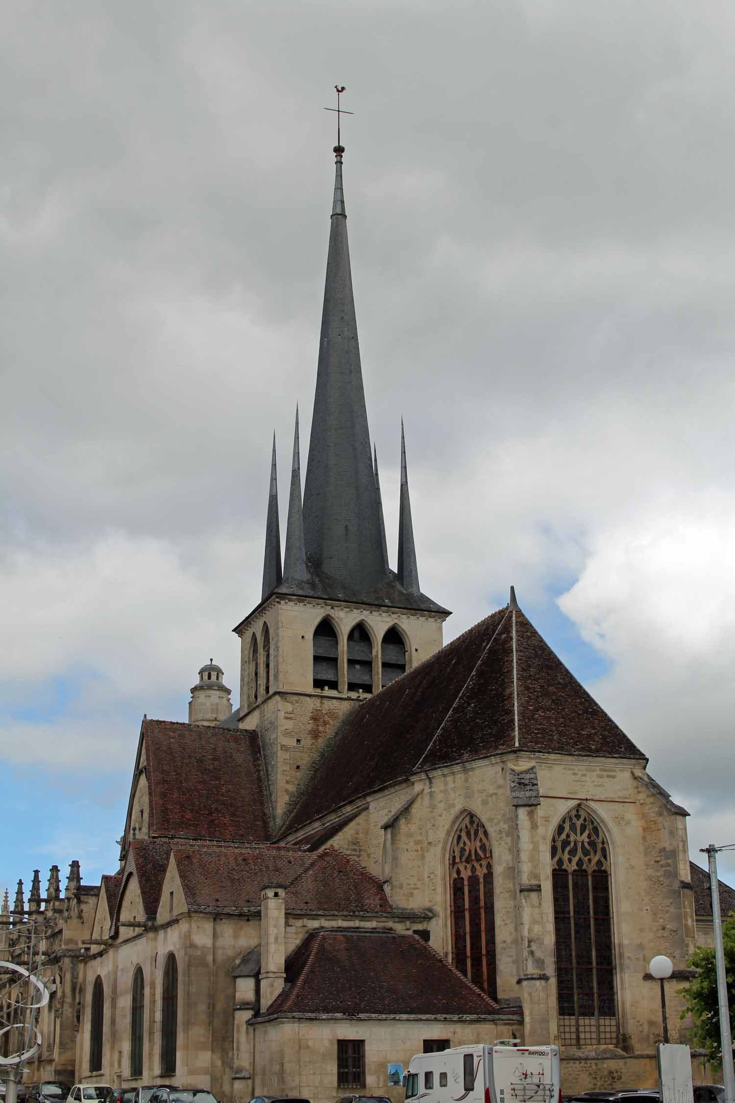 Les Riceys, église Saint-Pierre-ès-Liens