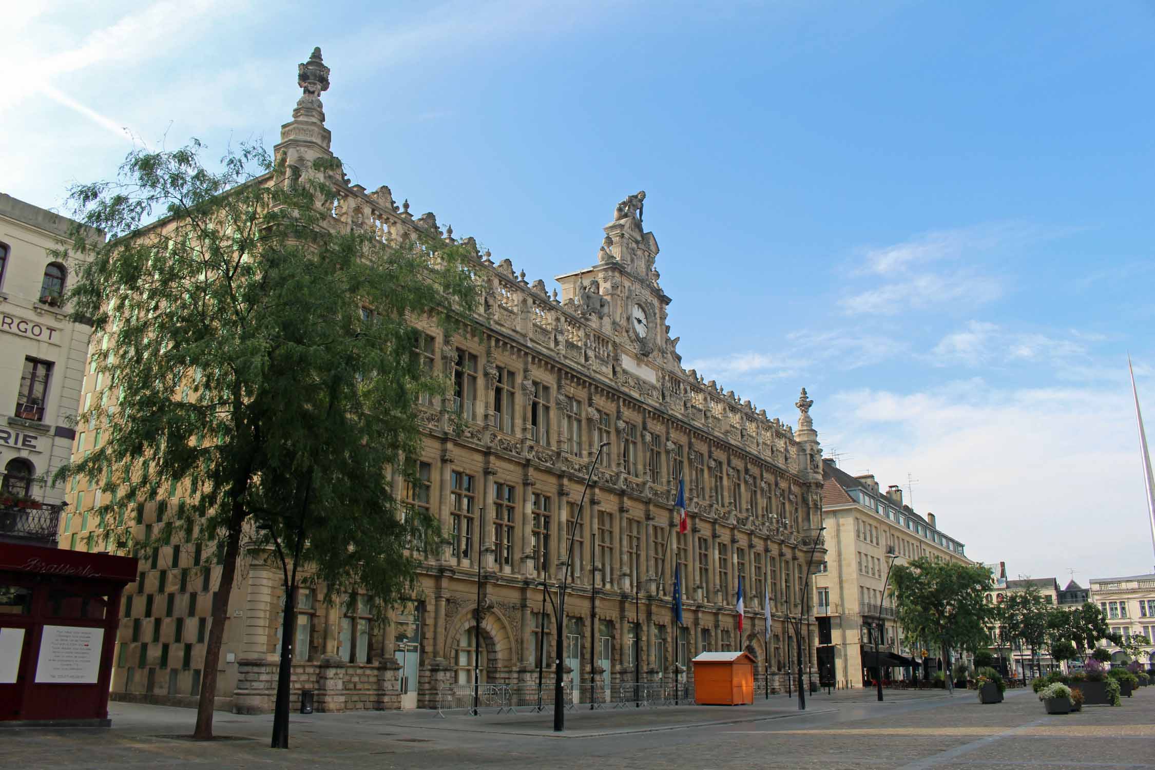 Valenciennes, hôtel de ville