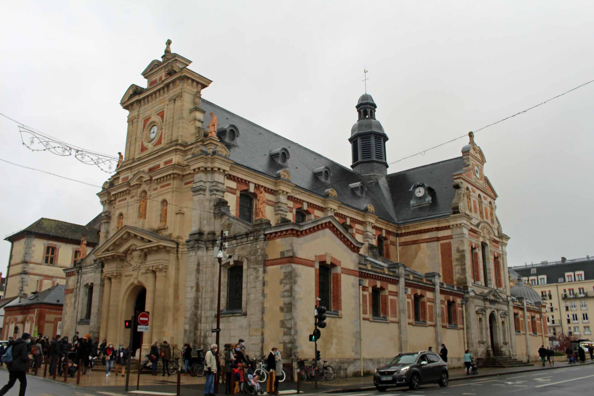 Fontainebleau, église Saint-Louis