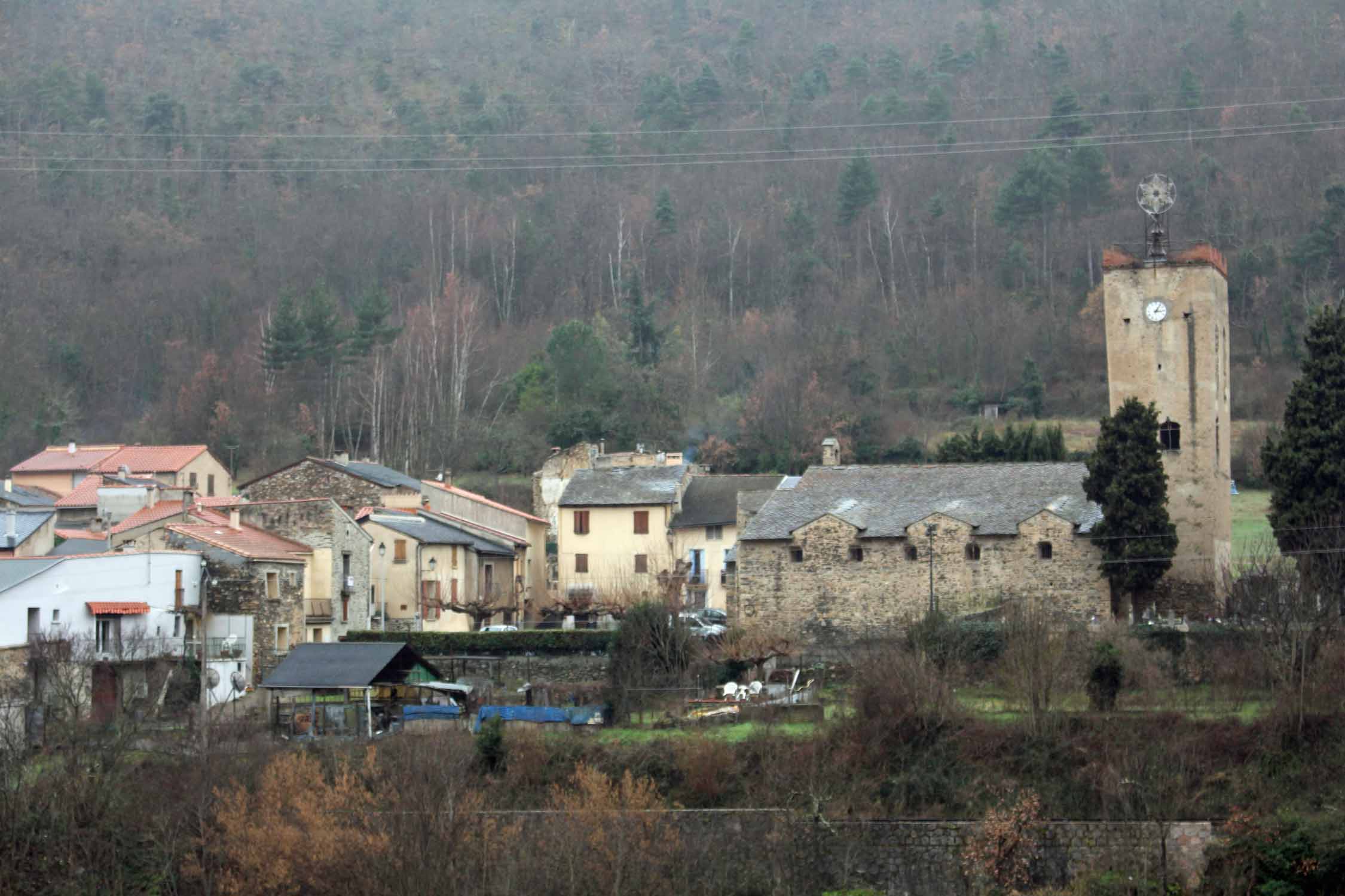 Serdinya, Pyrénées
