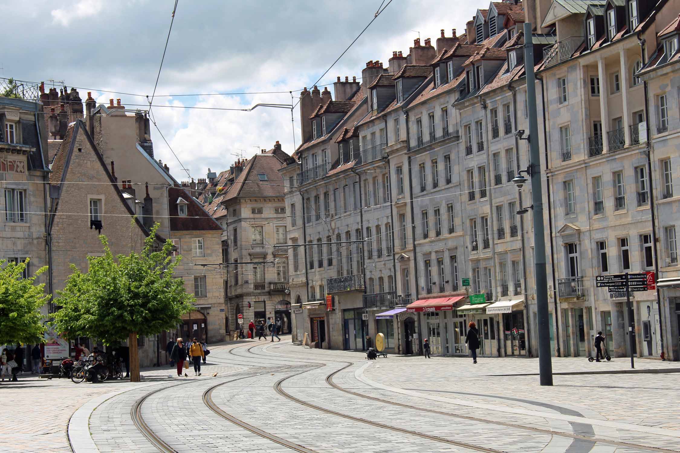 Besançon, centre historique, rue des Boucheries