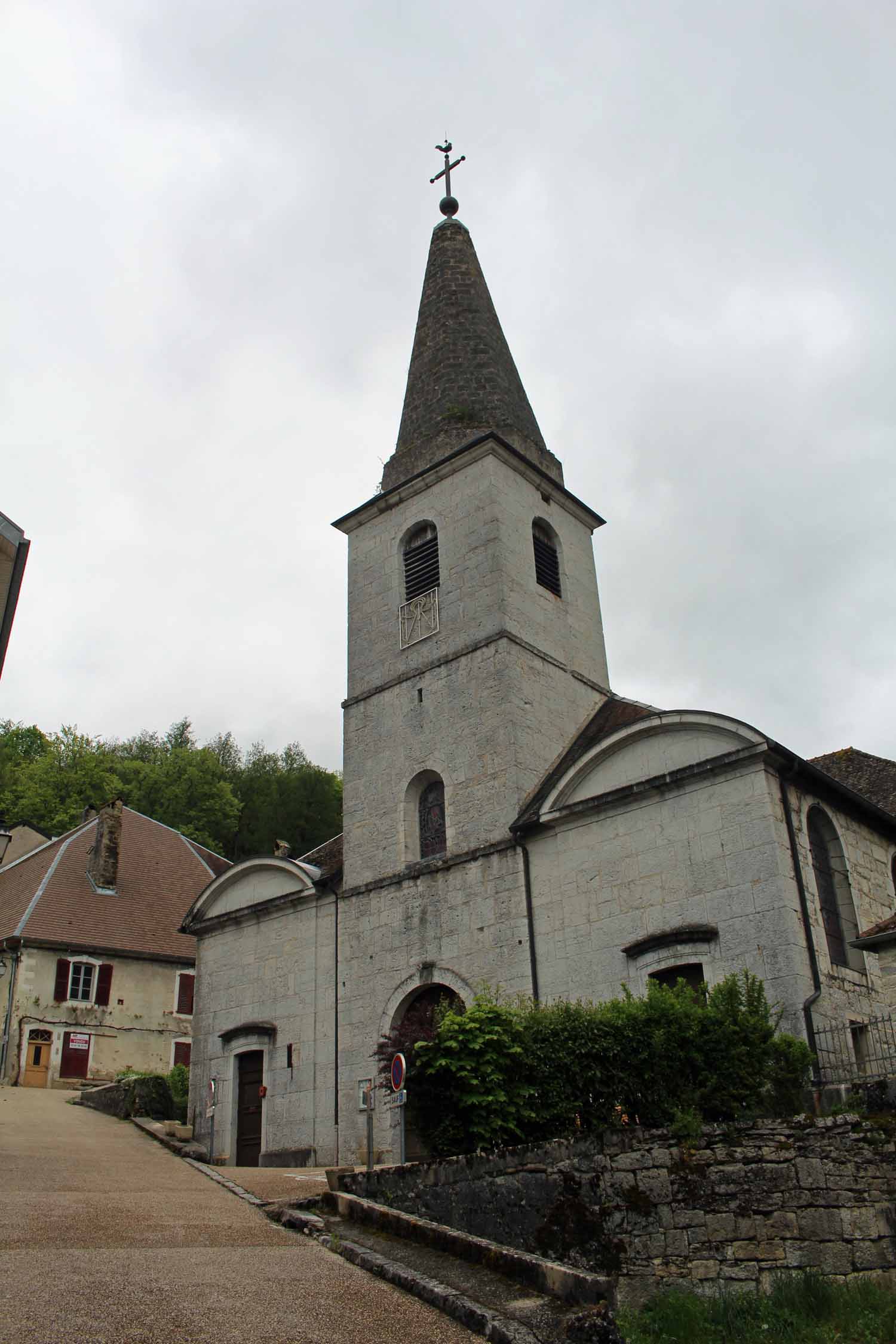 Lods, église Saint-Théodule