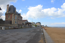 Lion-sur-mer