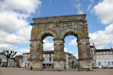 Saintes