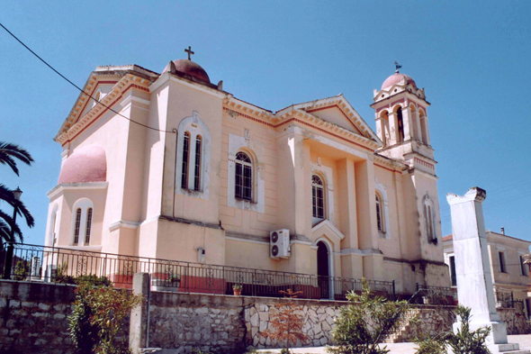 Une église à Lefkimmi