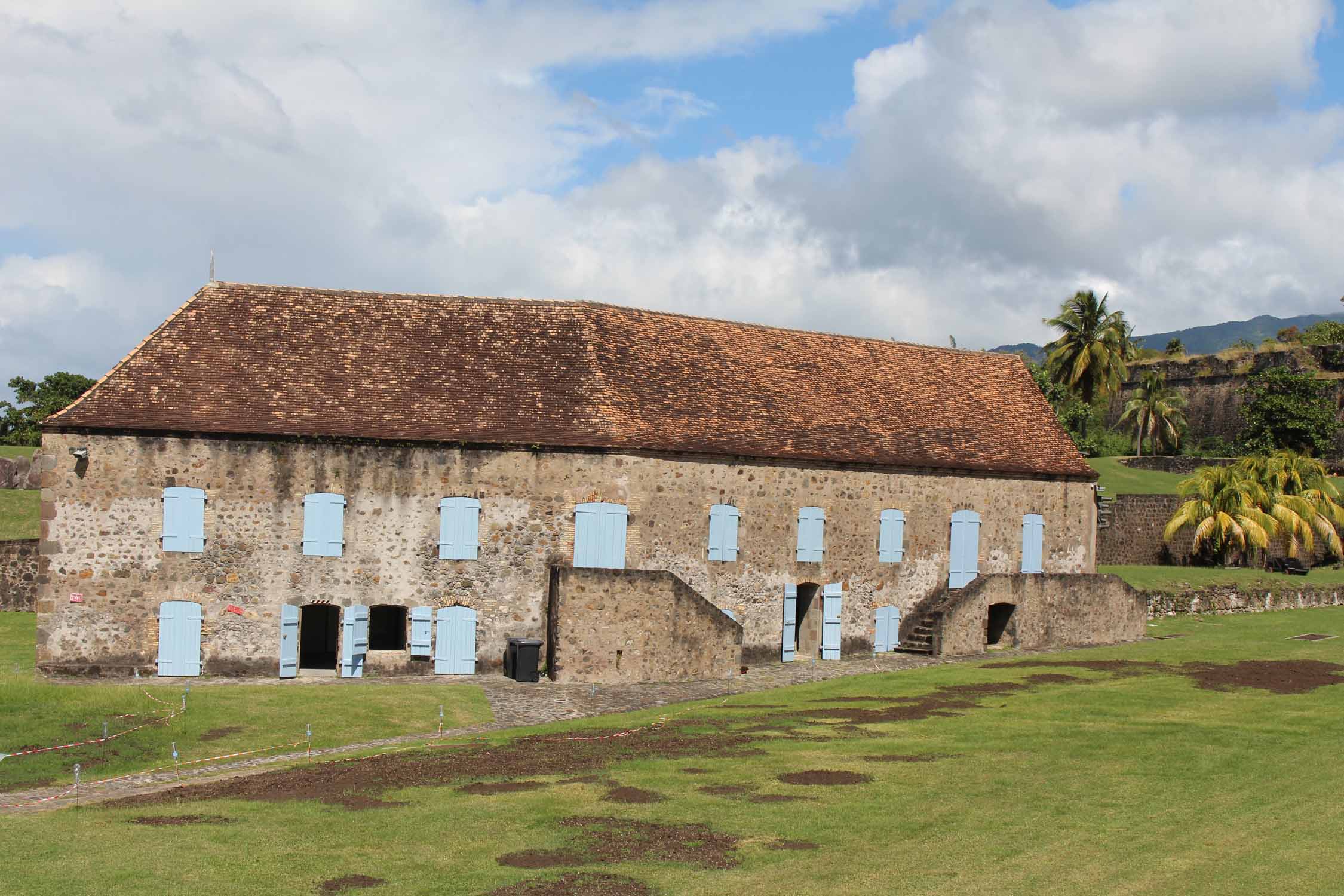 Basse-Terre, Guadeloupe, fort Louis Delgrès, grande caserne