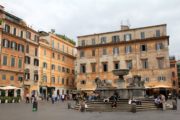 Place Santa Maria, Trastevere
