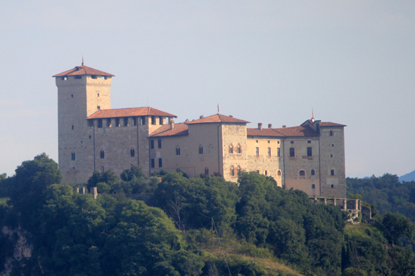 Château la Rocca, Angera