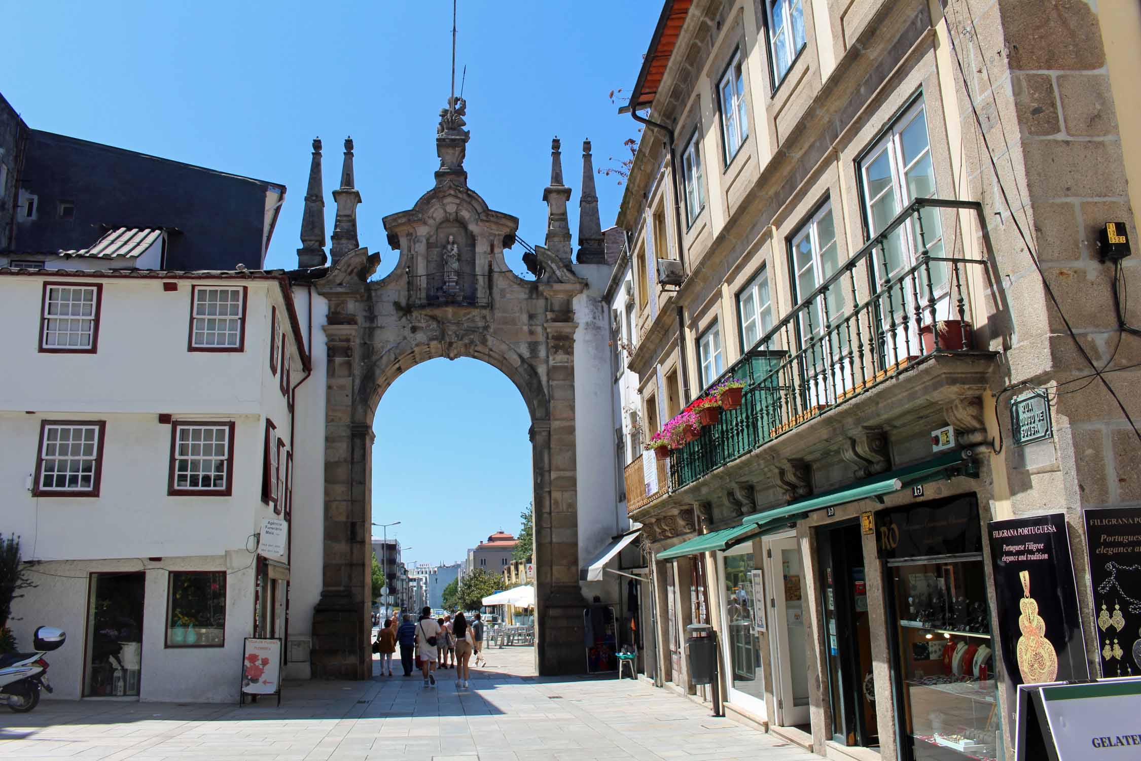 Braga, arche de Porta Nova