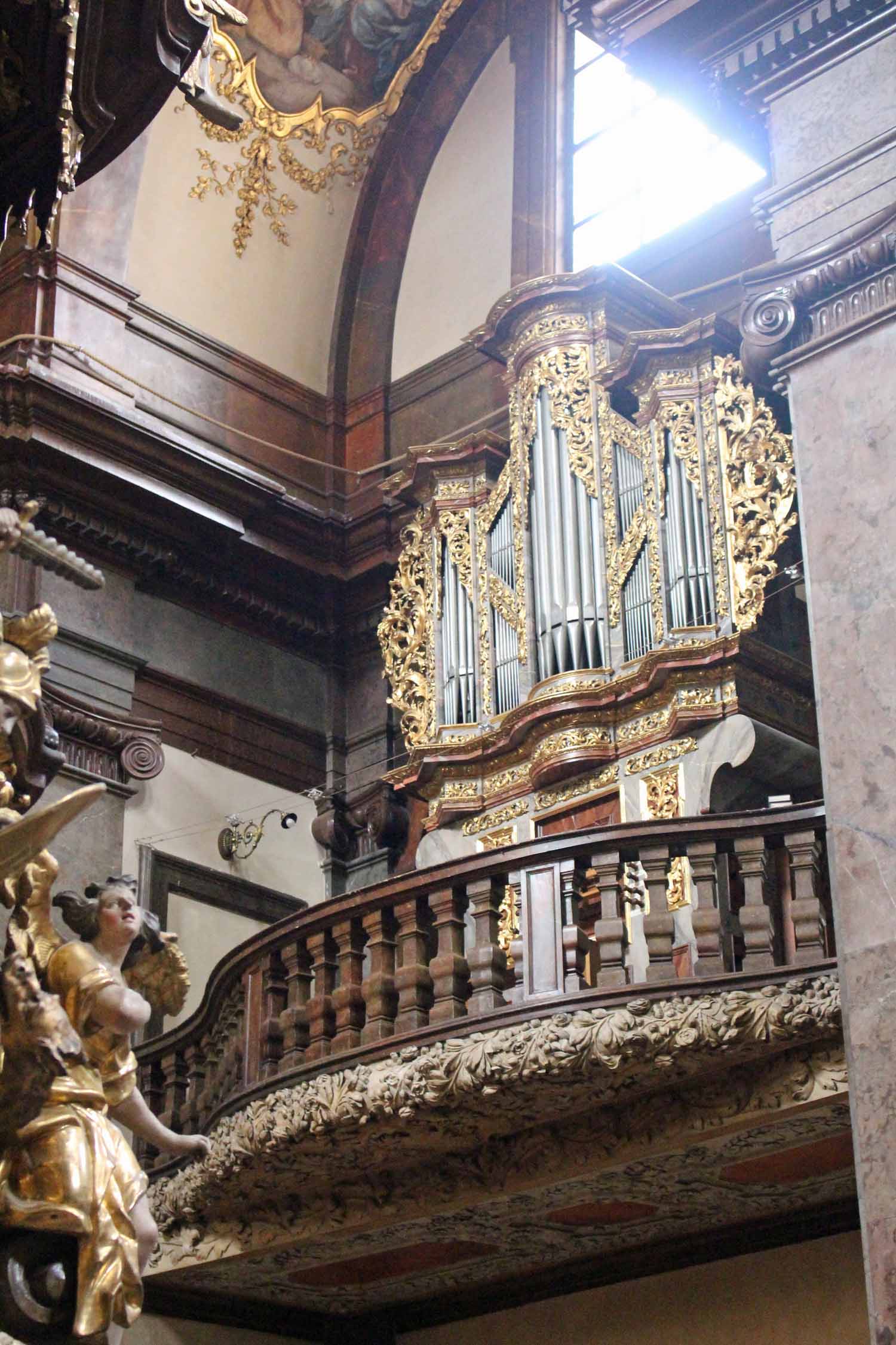 Prague, église Saint-François-d'Assise, orgue