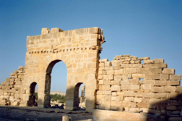 Sbeïtla, Porte d'Antonin