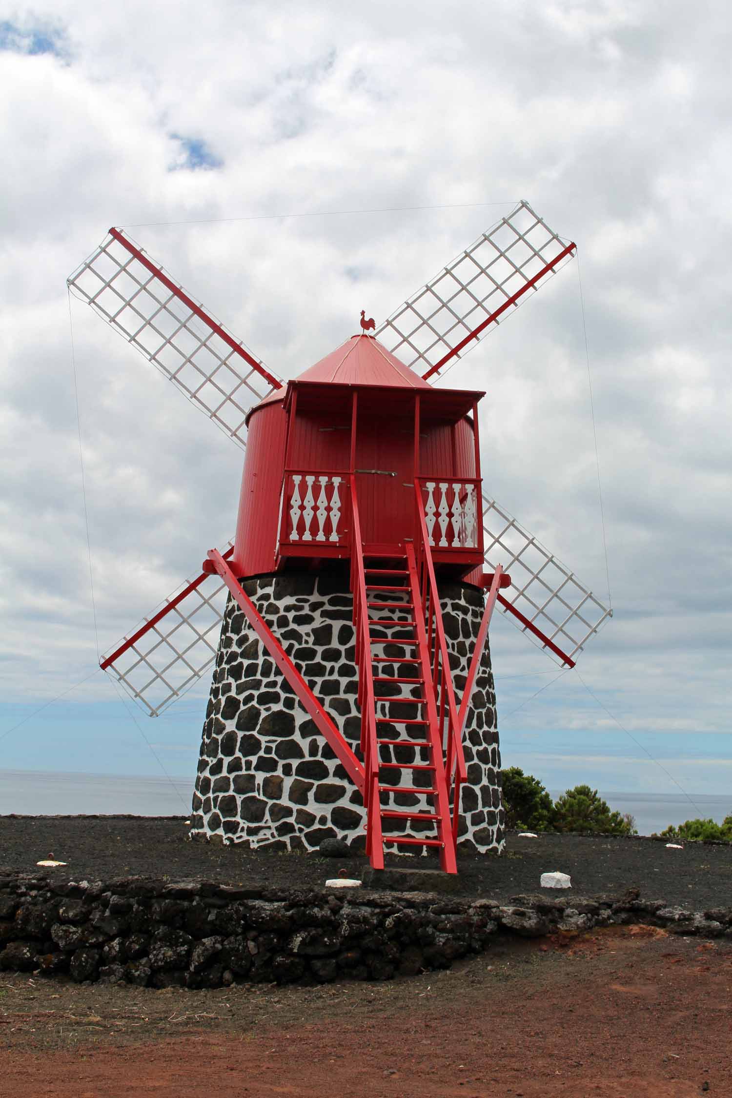 Açores, Île de Pico, São João, moulin