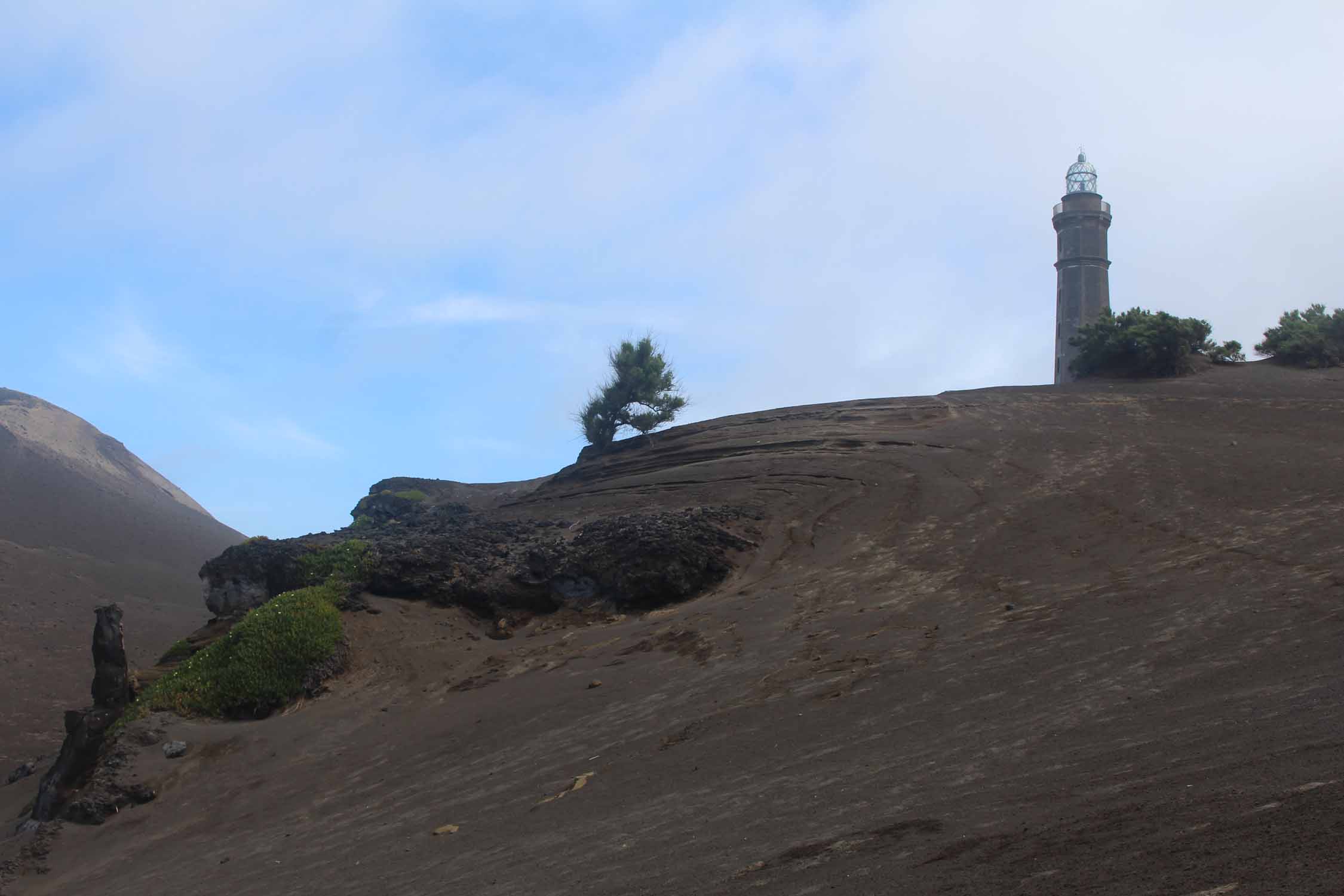 Açores, Île de Faial, phare de Capelinhos