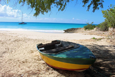 Bateau &agrave; Meads Bay
