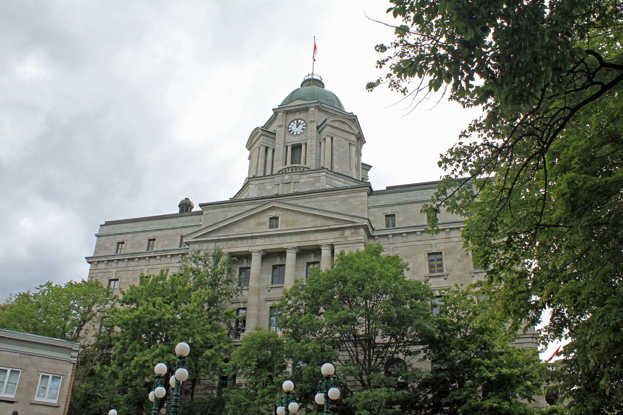 Québec ville, édifice Louis S-St-Laurent