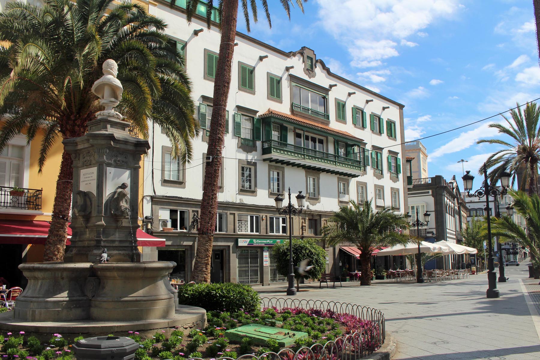 Las Palmas de Grande Canarie, Plaza de Cairasco