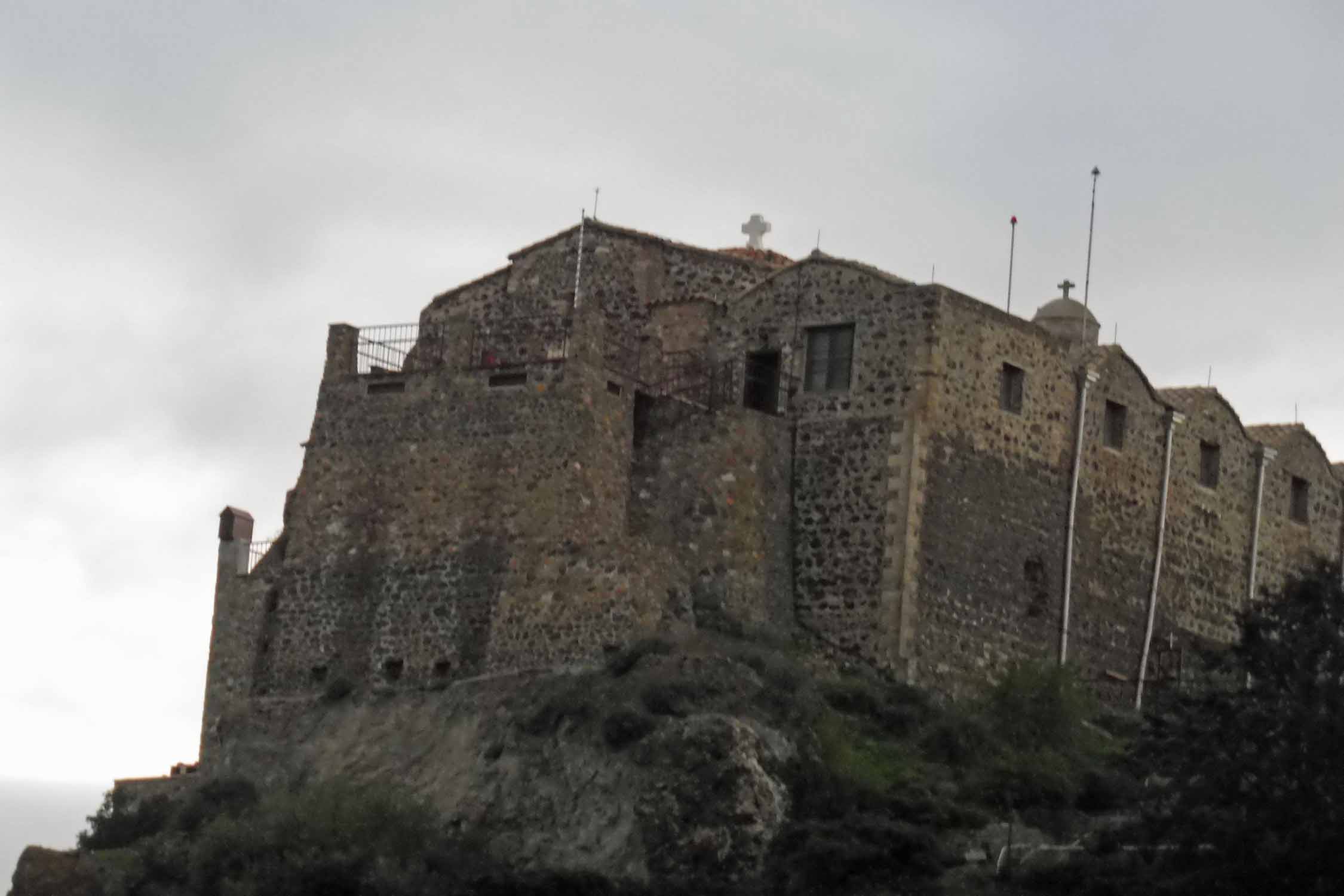 Chypre, monastère Stavrovouni, forteresse