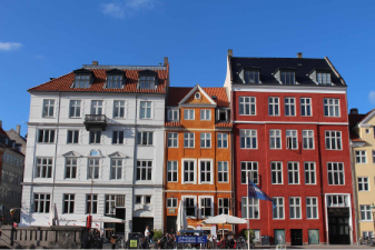 Maisons color&eacute;es de Nyhavn