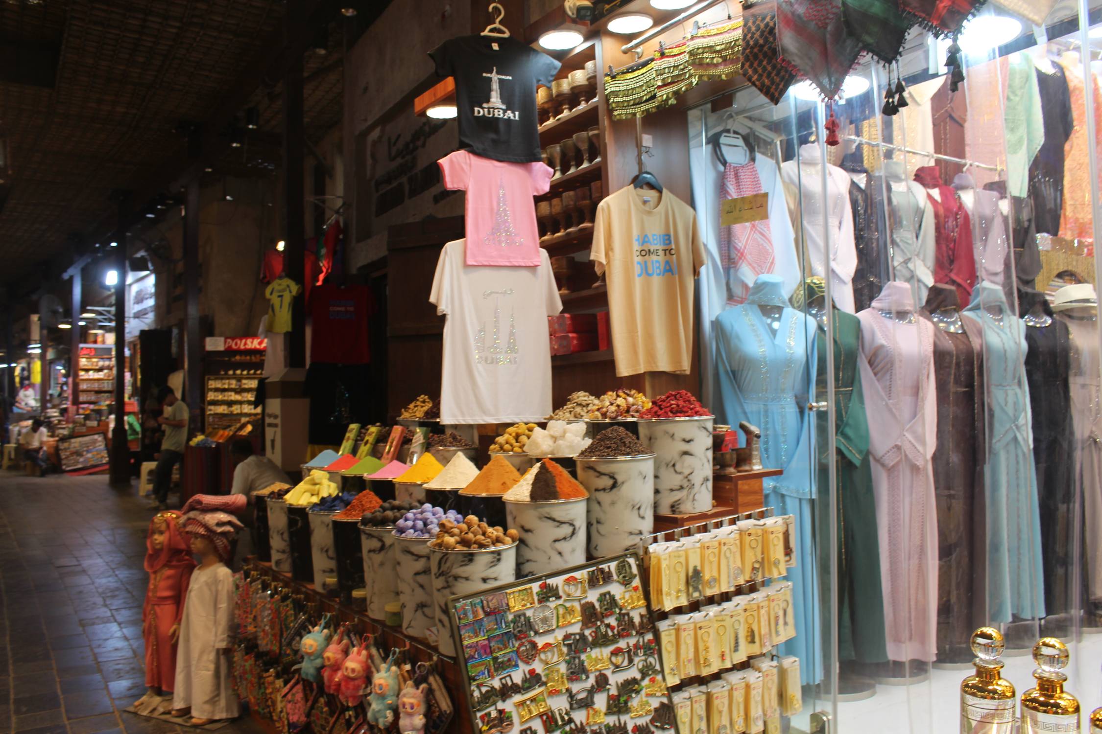 Duba&iuml;, quartier Deira, textile