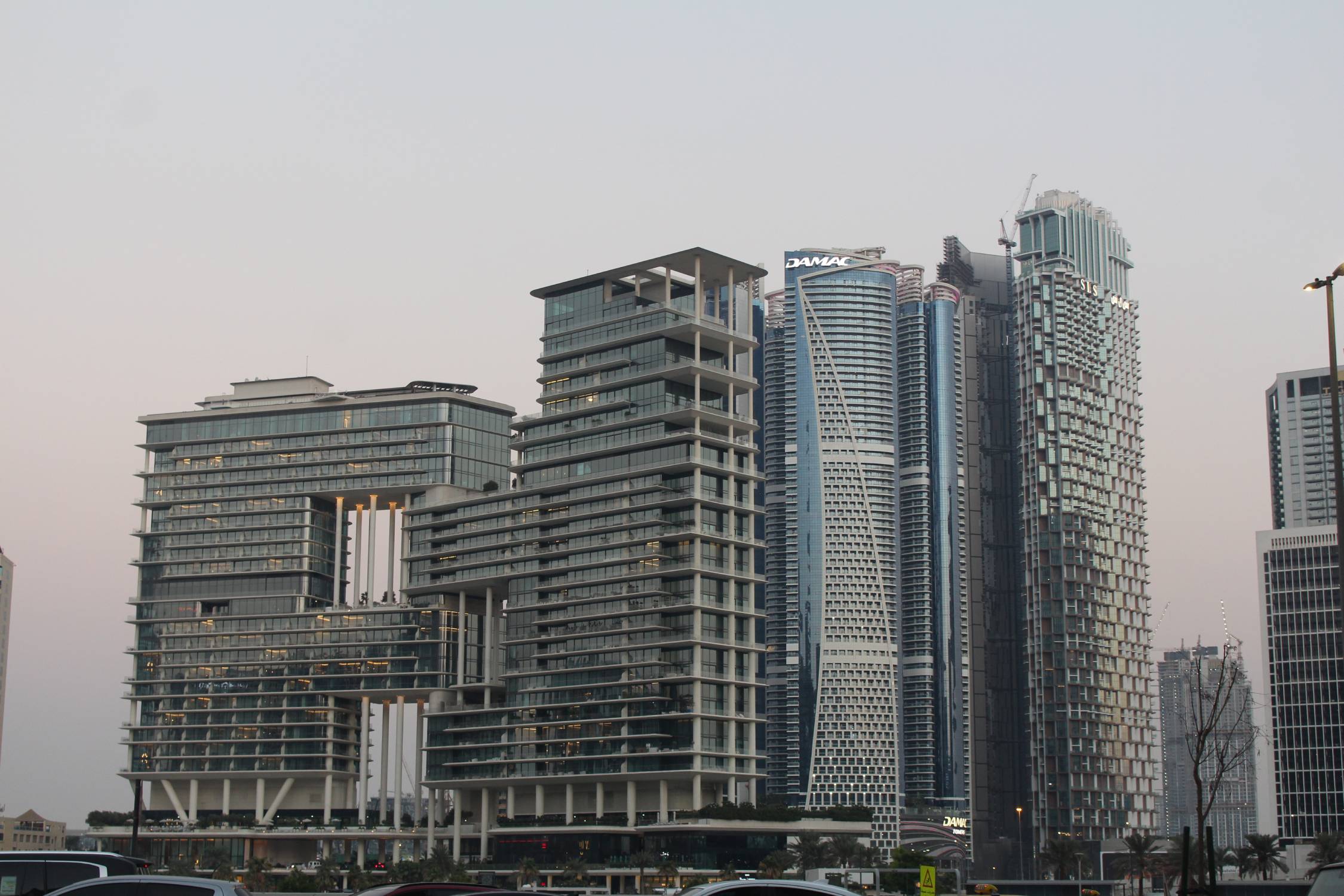 Duba&iuml;, tours Damac Paramount