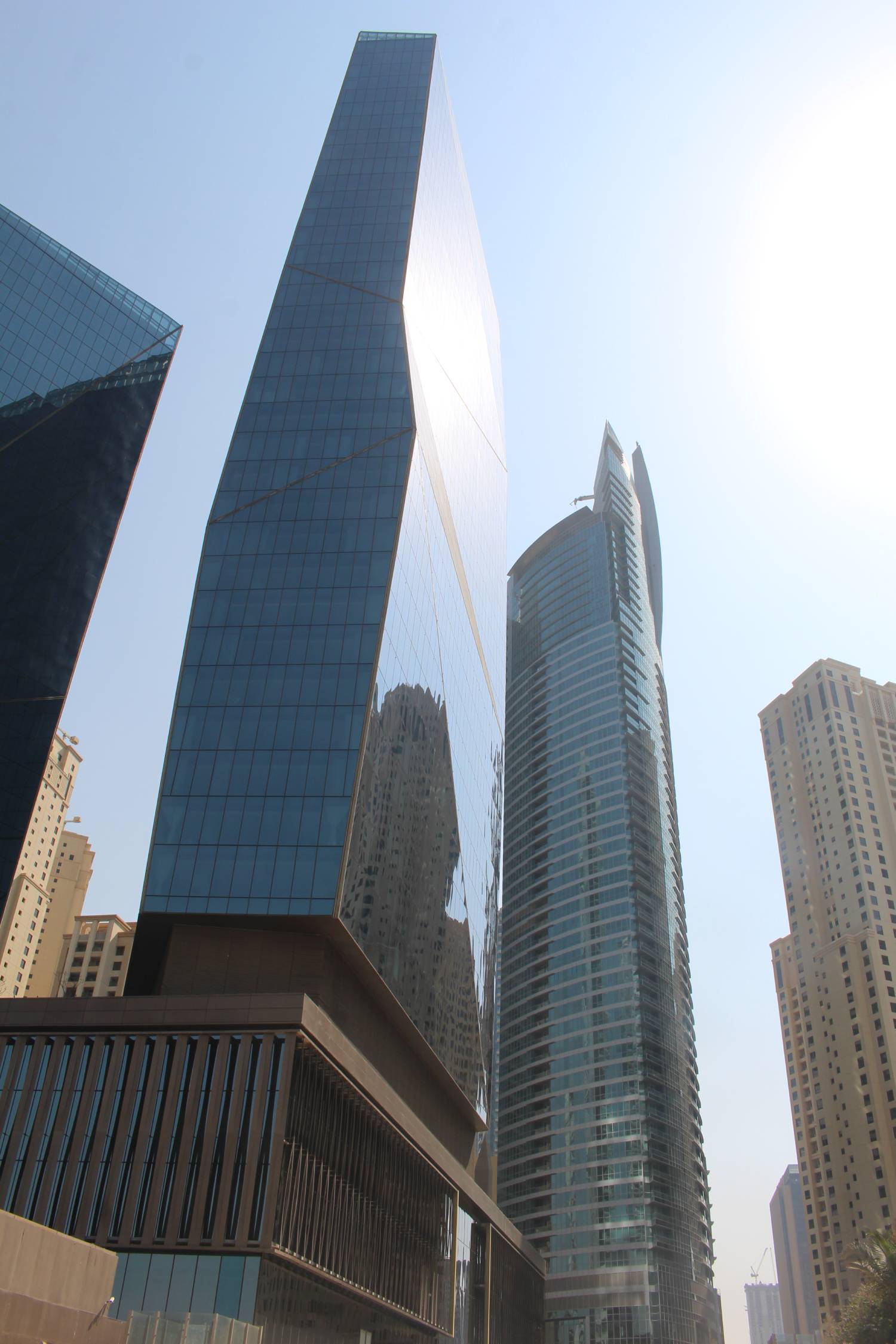 Duba&iuml; Marina, Rixos Premium towers