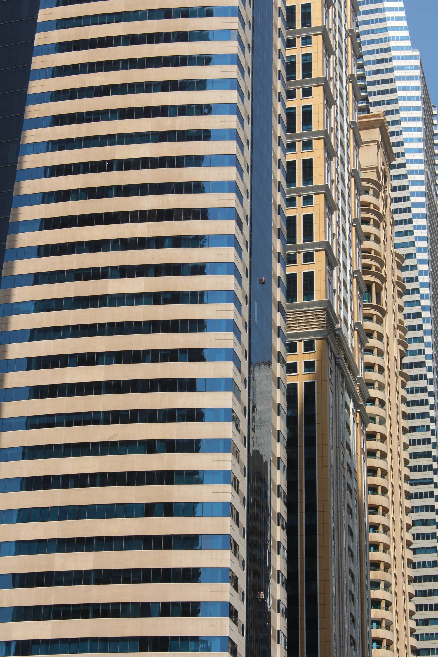 Duba&iuml; Marina, tour Princess