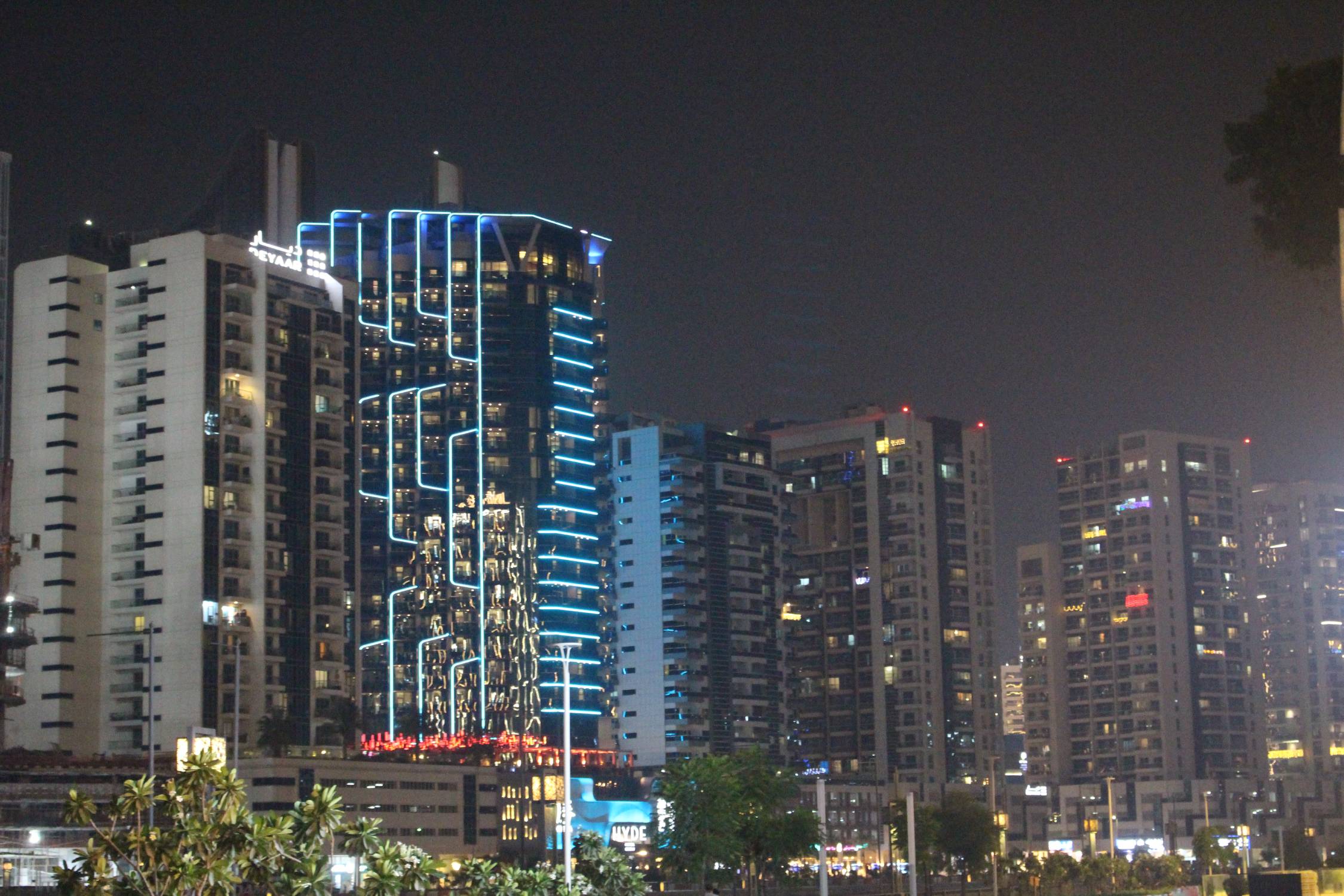 Duba&iuml;, nuit tours Damac Paramount