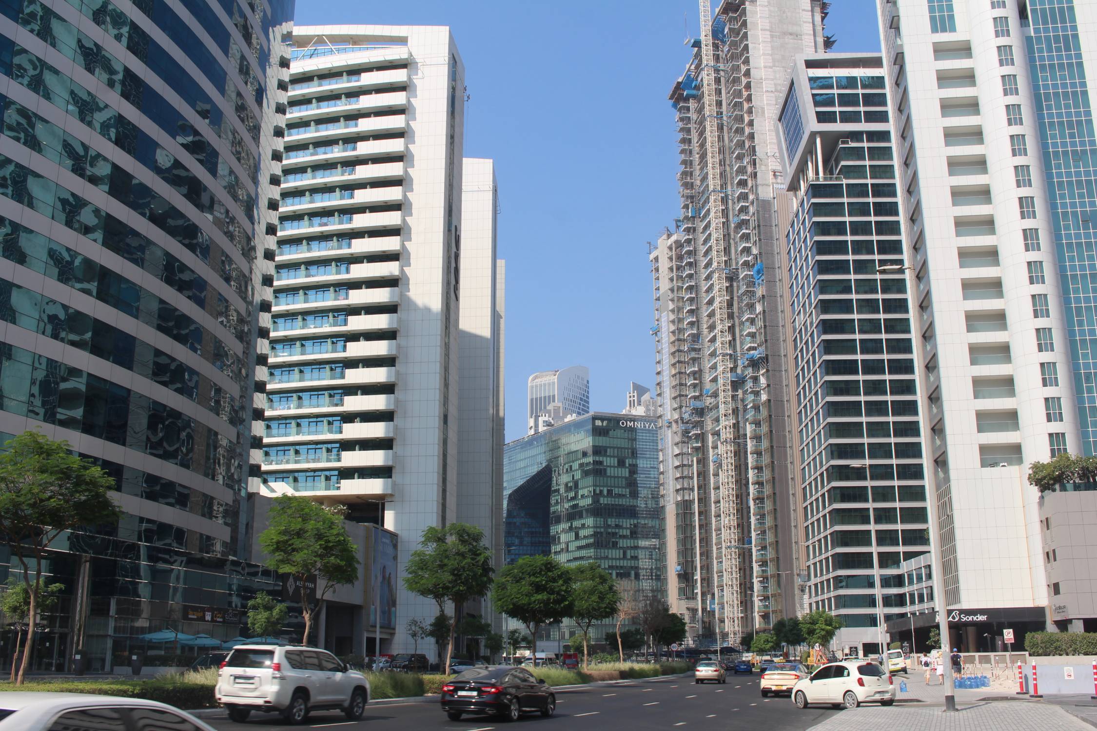 Duba&iuml;, rue Marasi Dr