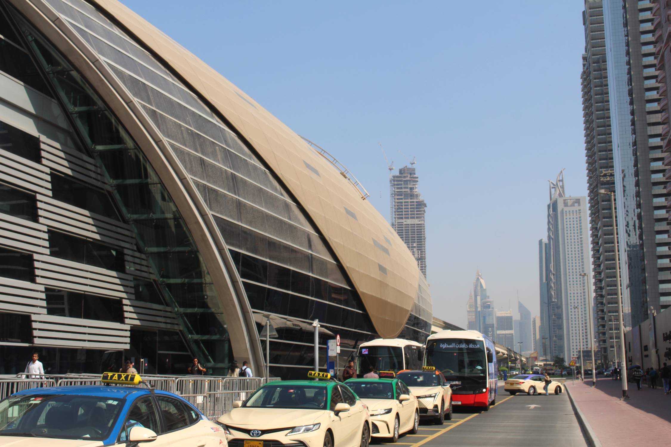 Duba&iuml;, m&eacute;tro Business Bay